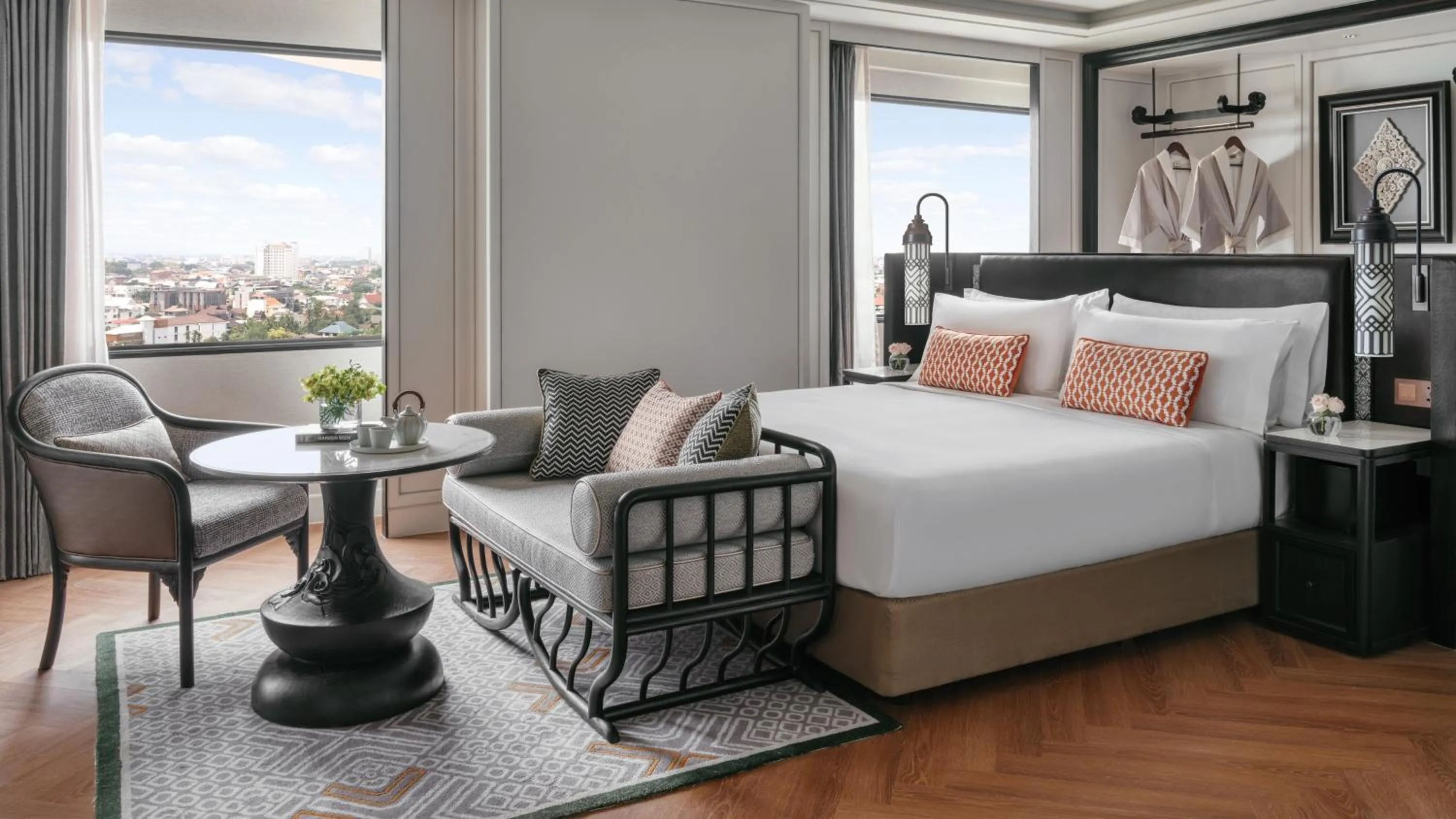 Premium King Room - Club Benefits Access in InterContinental Chiang Mai The Mae Ping by IHG