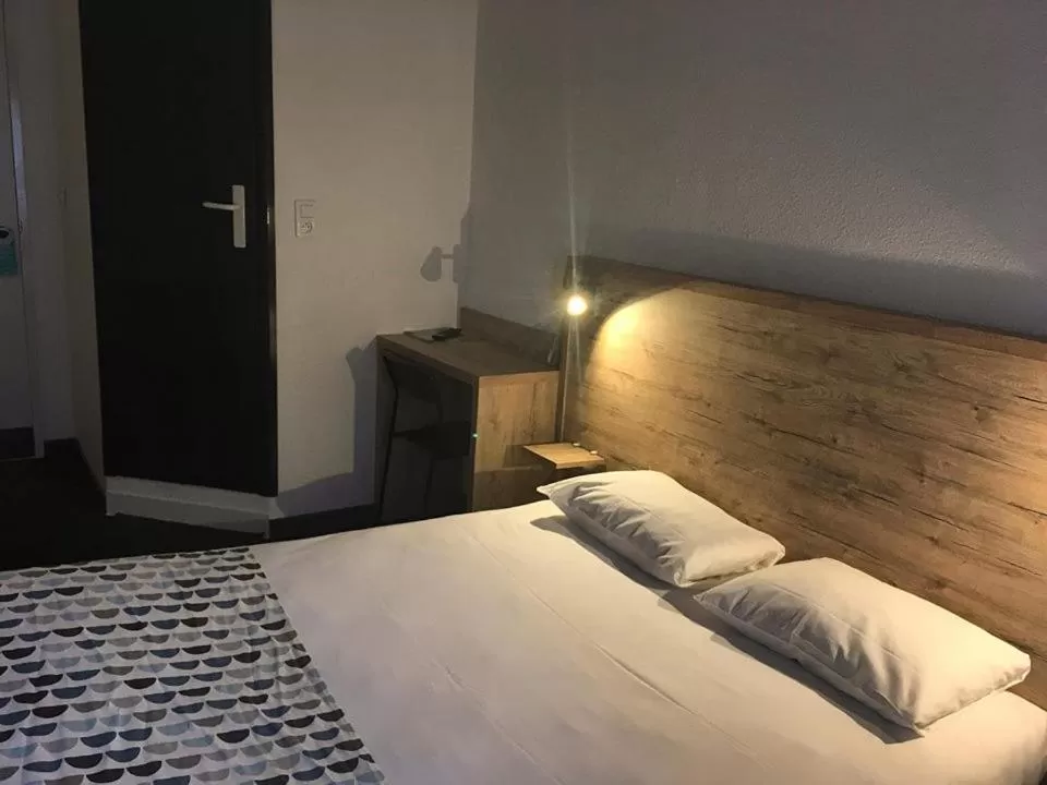 Double Room in my HOTEL Bordeaux