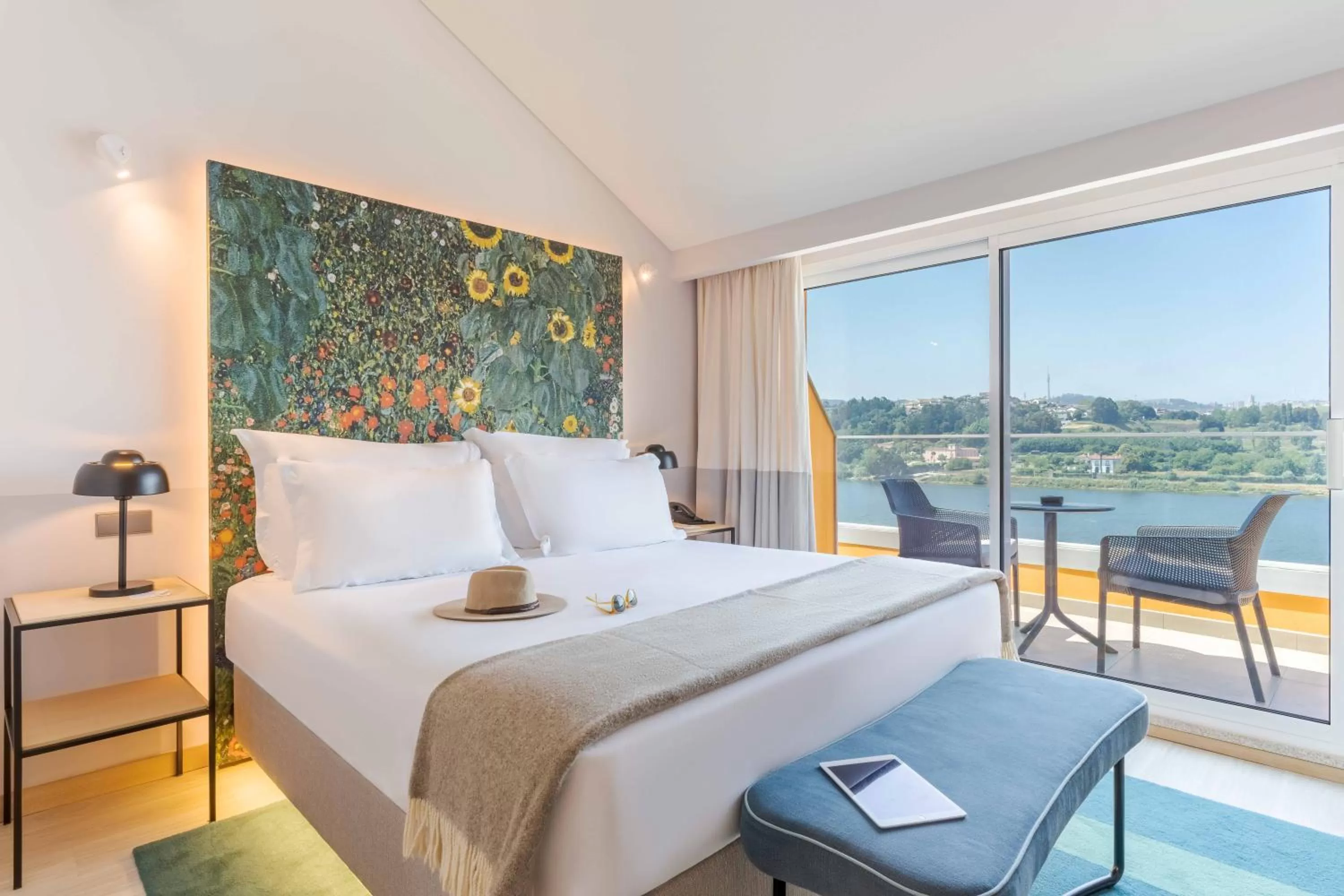 Junior Suite (2 Adults + 1 Child) in Pestana Douro Riverside - Preferred Hotels & Resorts, Lifestyle
