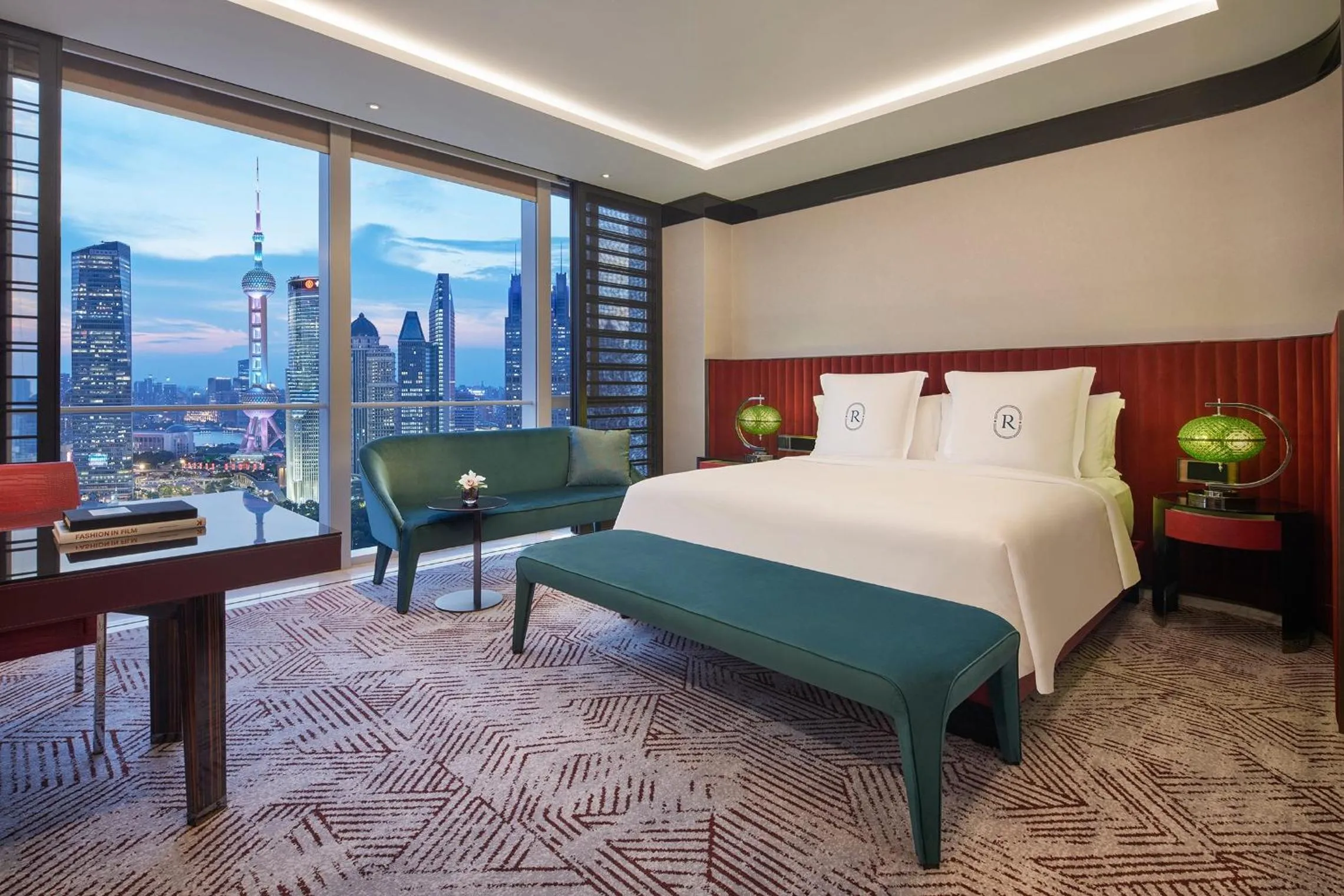 Regent King Room with River View in Regent Shanghai Pudong