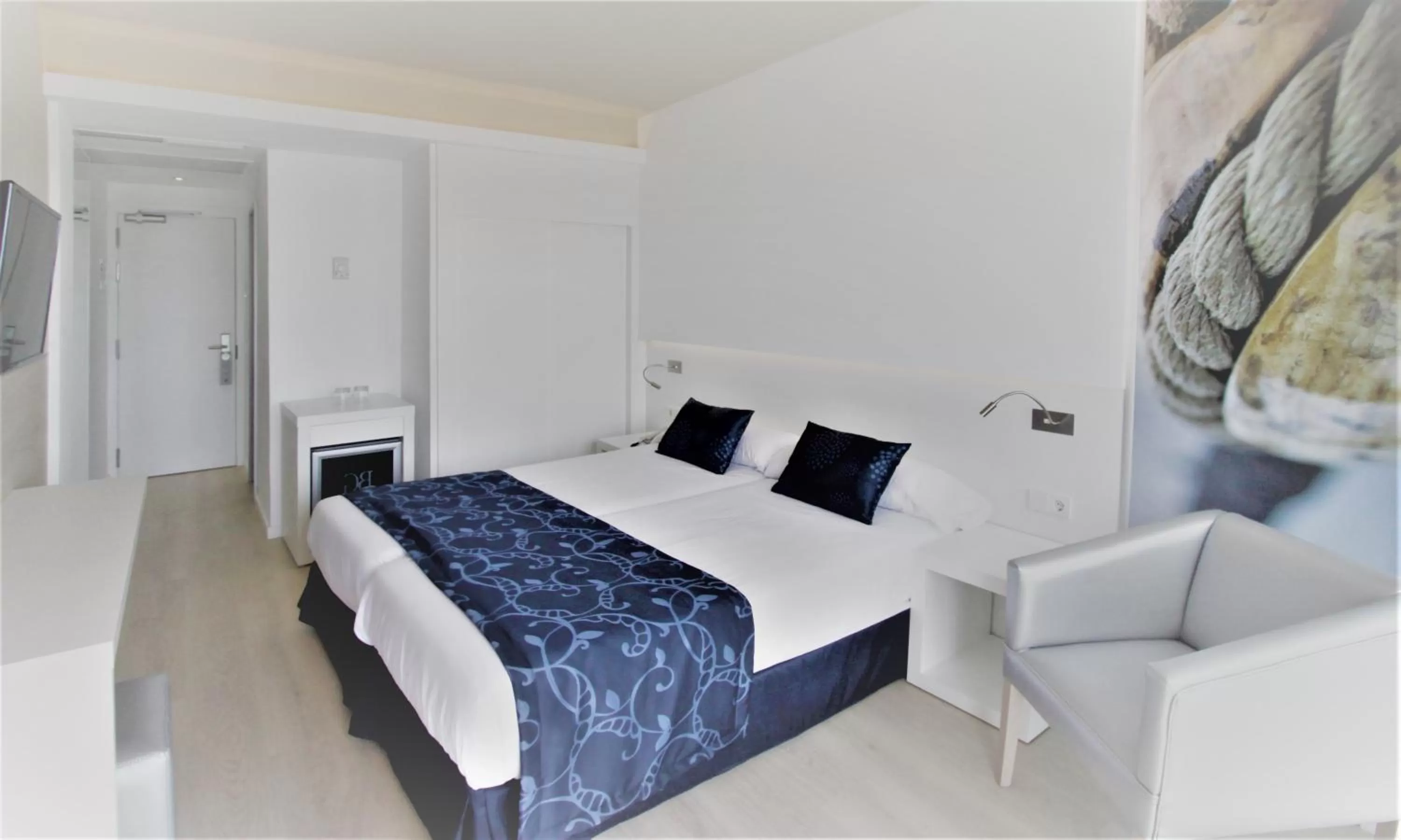 Double Room with Pool View in BG Java