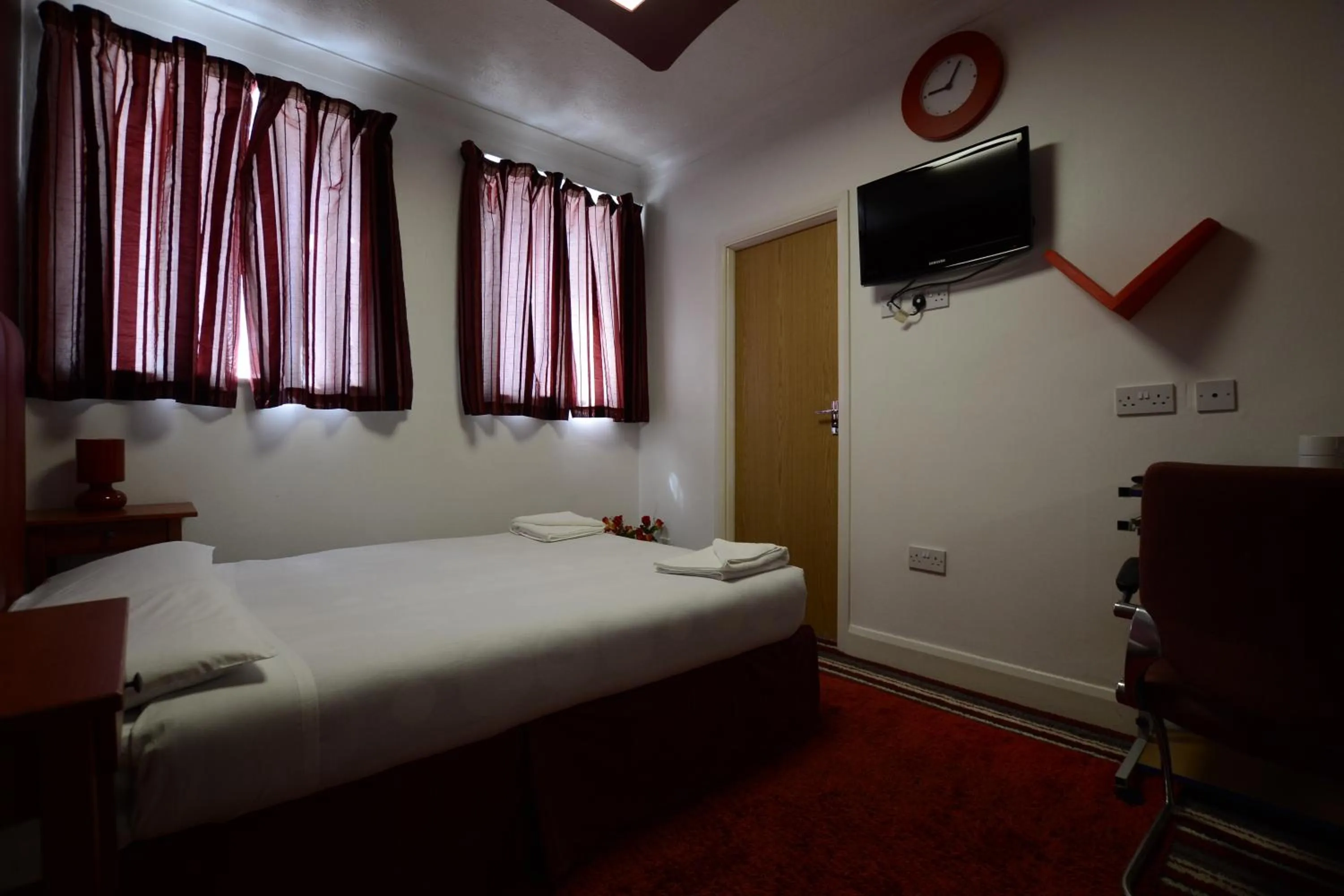 Bed in Park Hotel