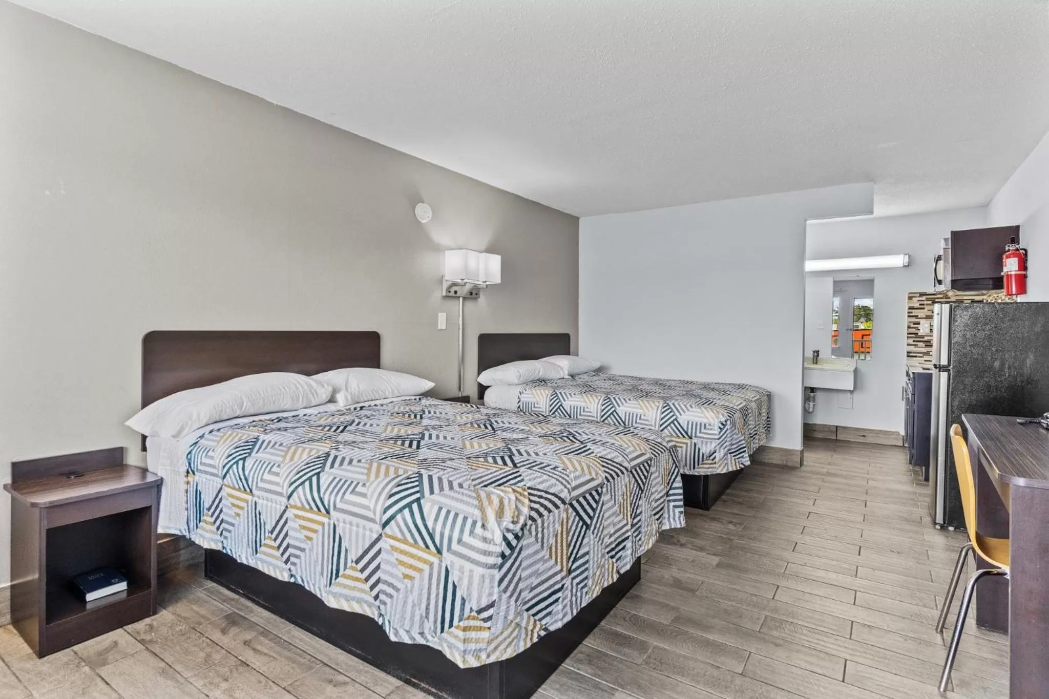 Deluxe Queen Room with Two Queen Beds - Non-Smoking in Studio 6 Wilmington, NC