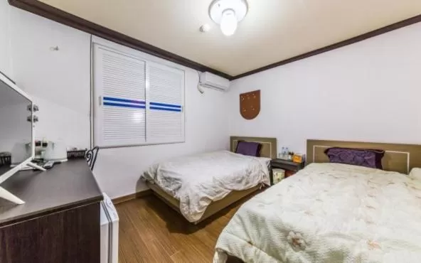 Twin Room with Mountain View in Saipan Motel with Sea View