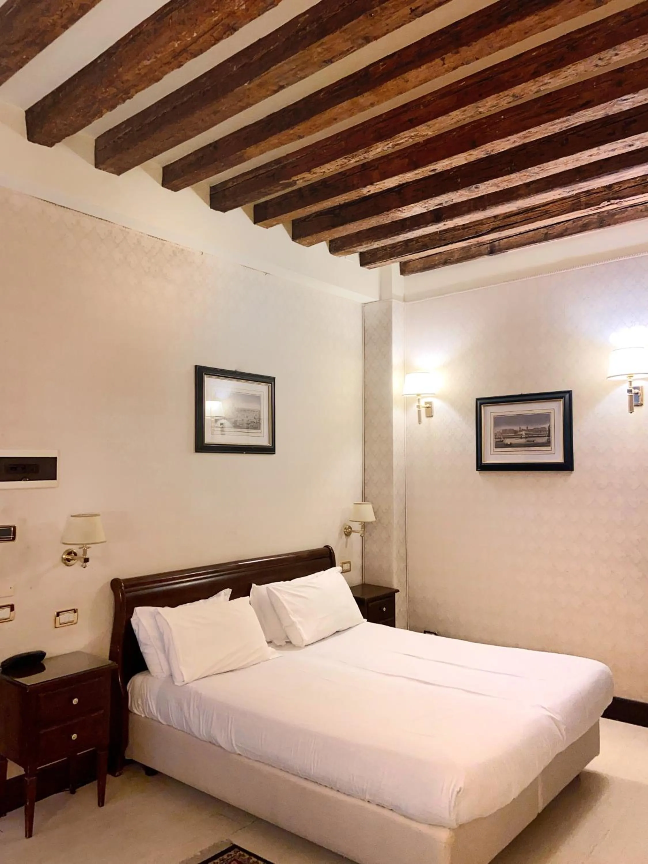 Classic Double Room in Ca' Del Nobile