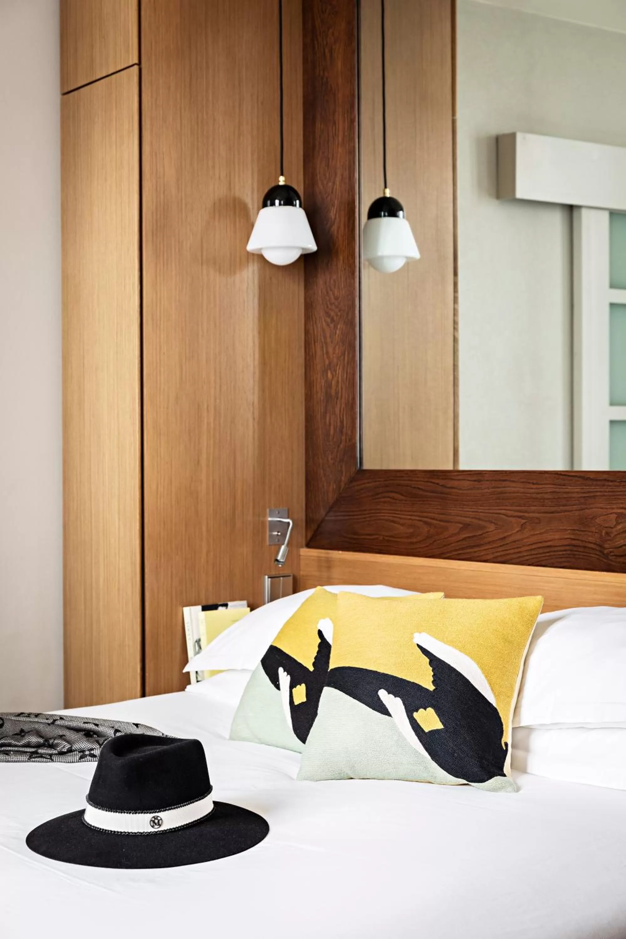 Standard Room in Holiday Inn Paris Palais de l'Elysée by IHG