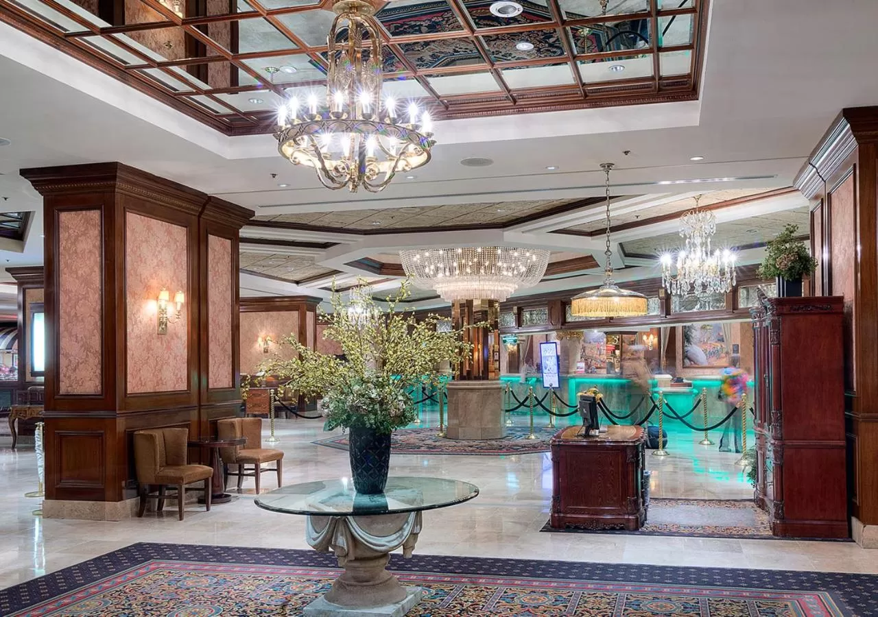 Silver Legacy Reno, A Caesars Destination