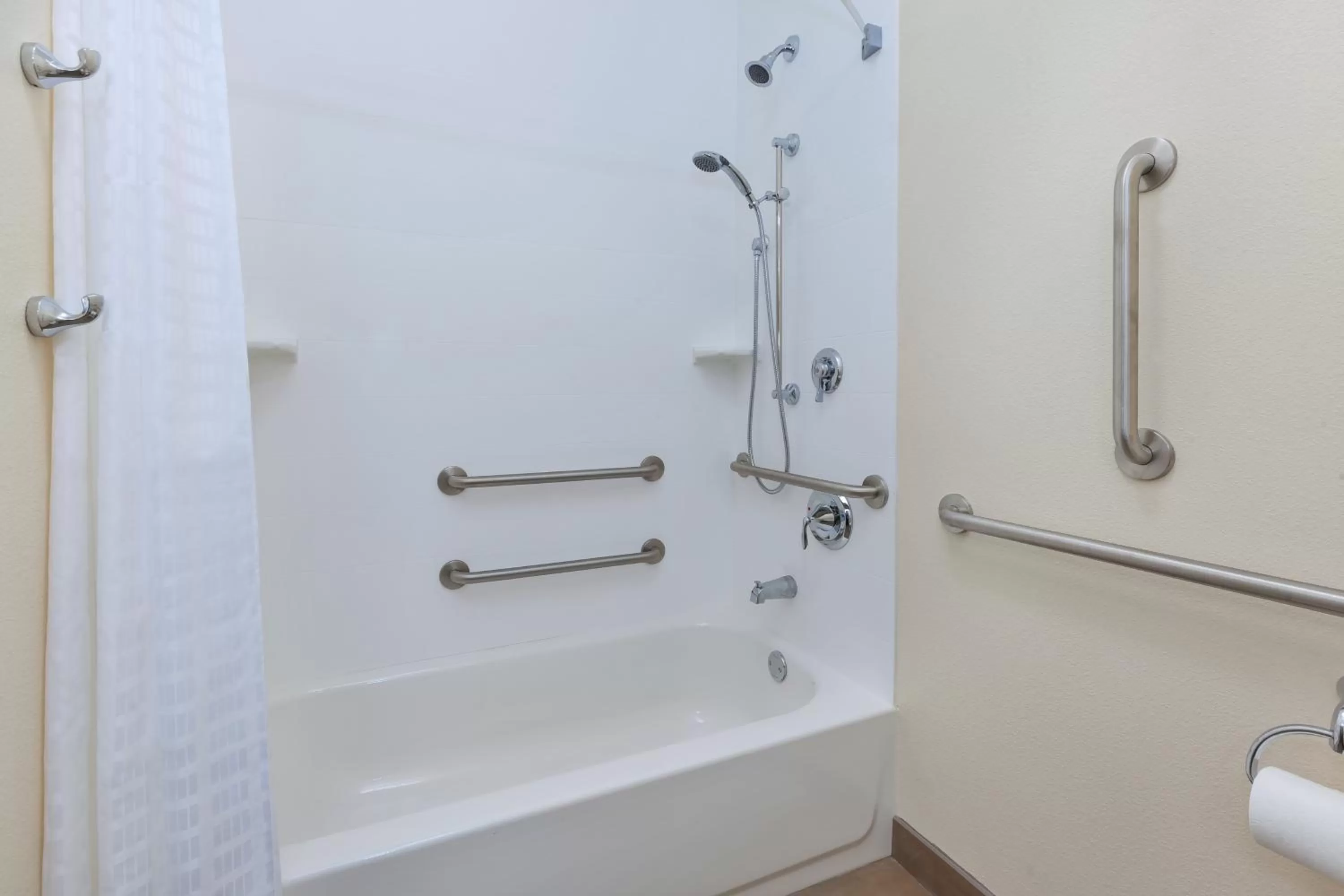 Candlewood Suites Louisville - NE Downtown Area by IHG