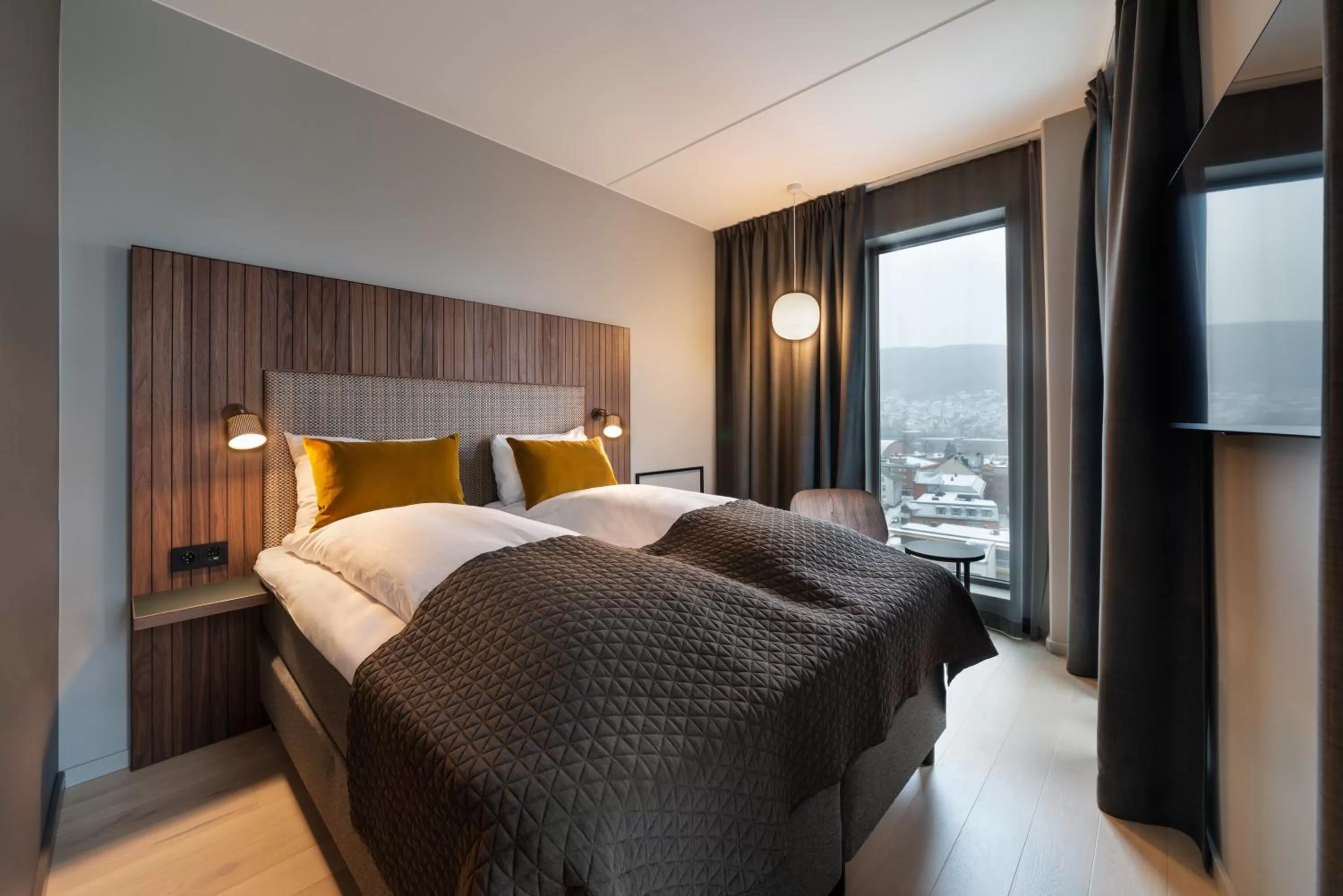 Standard Double Room in Quality Hotel River Station