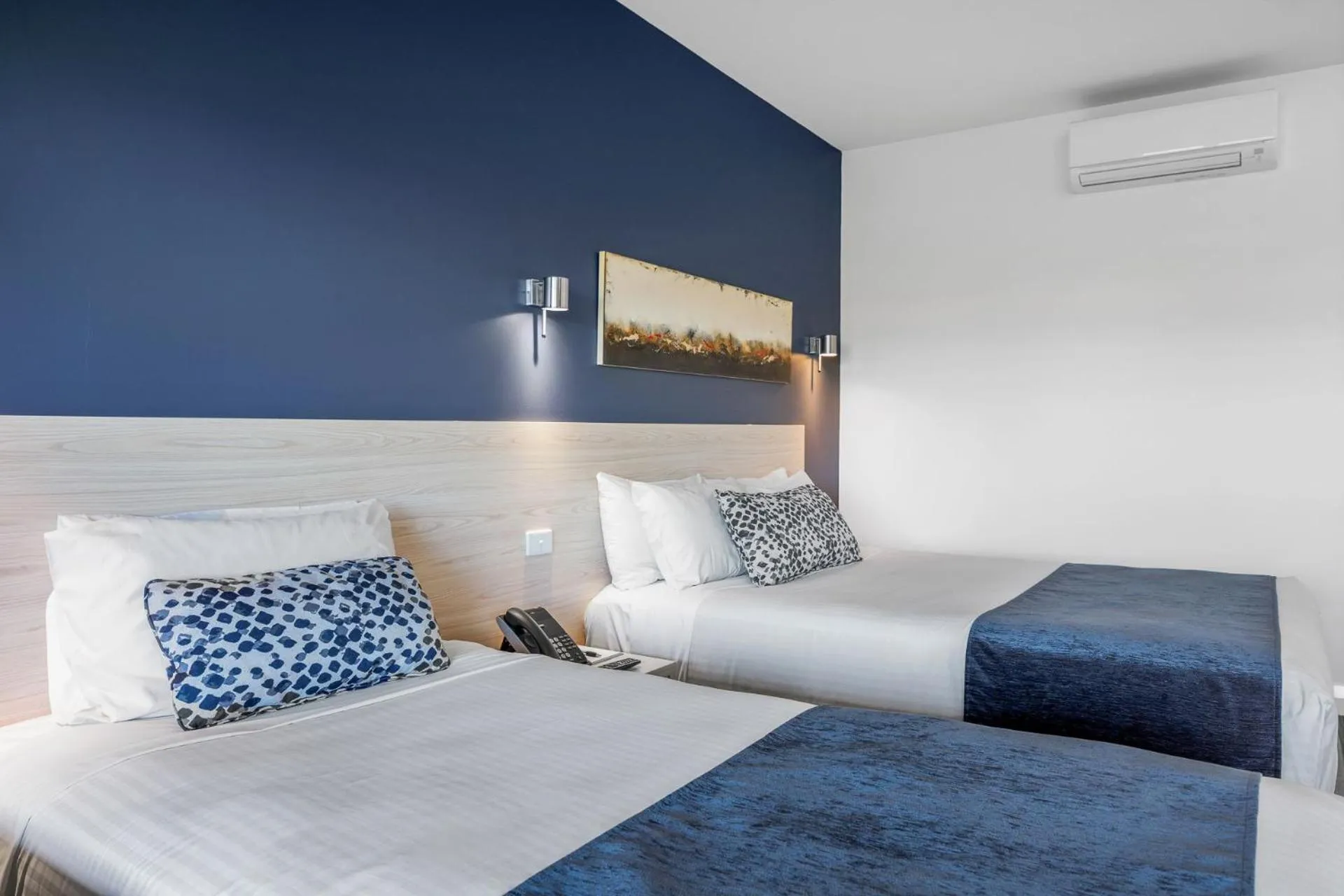 Deluxe Twin Suite in The Barn Accommodation