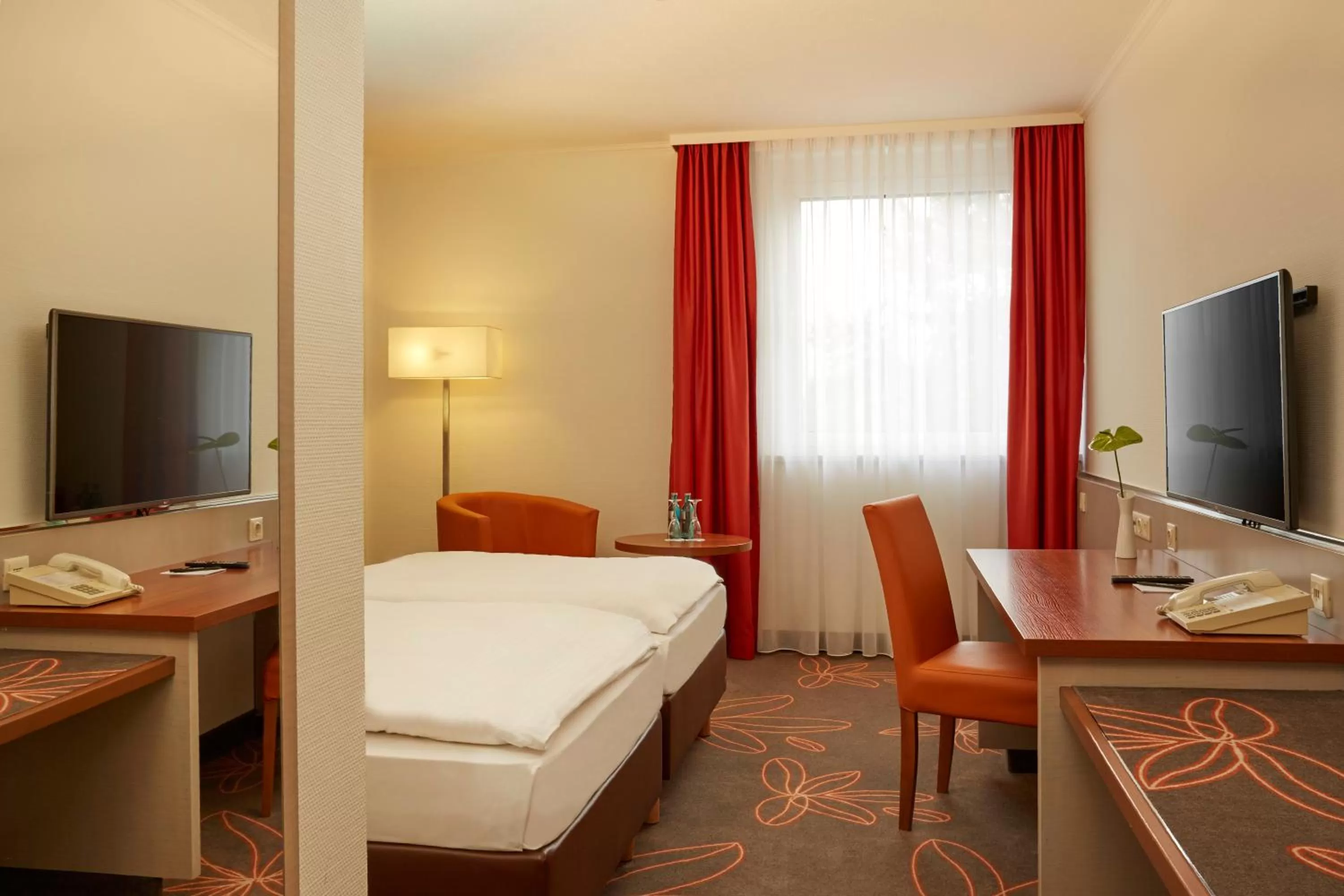 Superior Double or Twin Room in H+ Hotel Leipzig-Halle