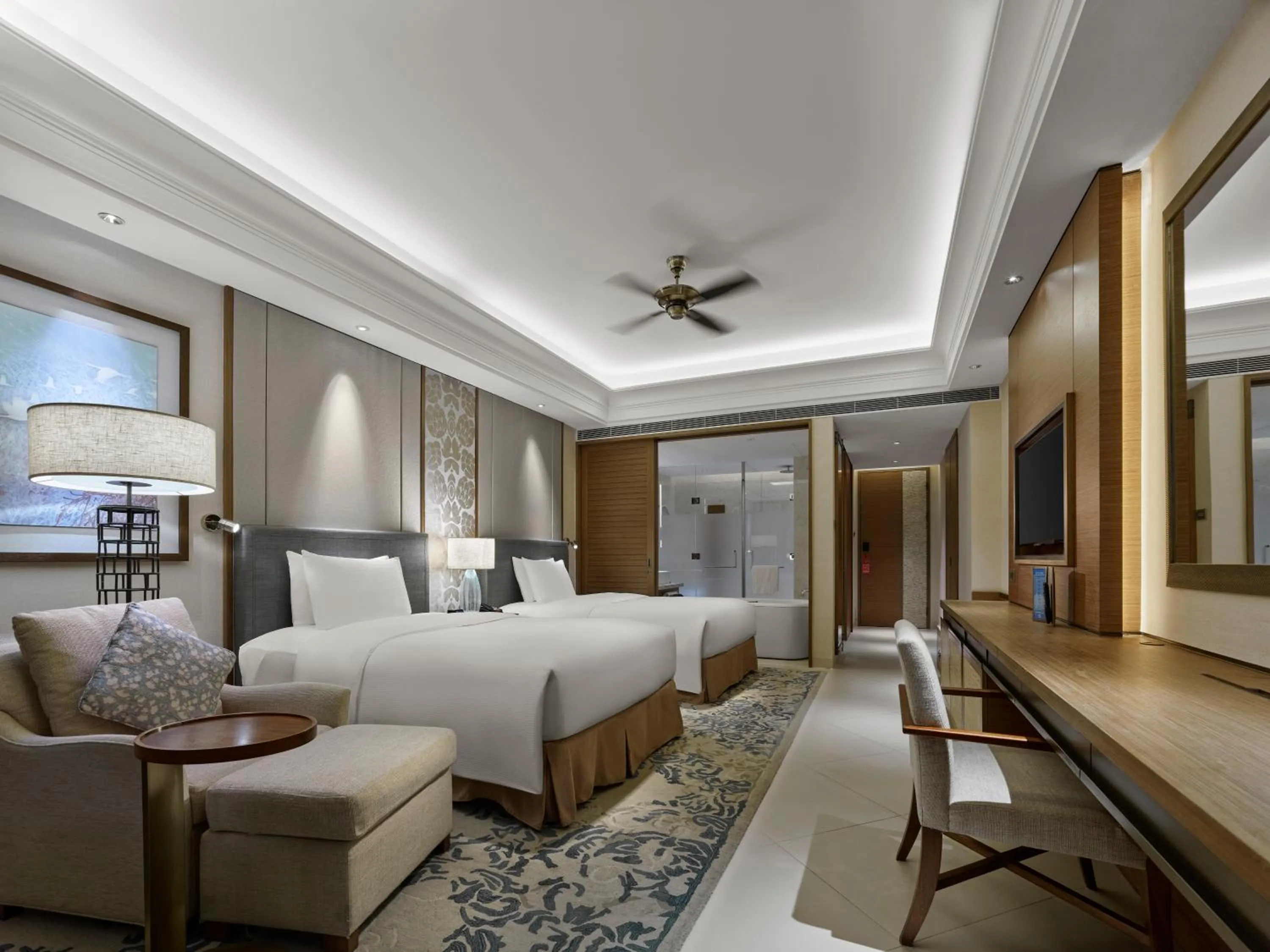 Deluxe Twin Room with Garden View in Hilton Haikou Meilan