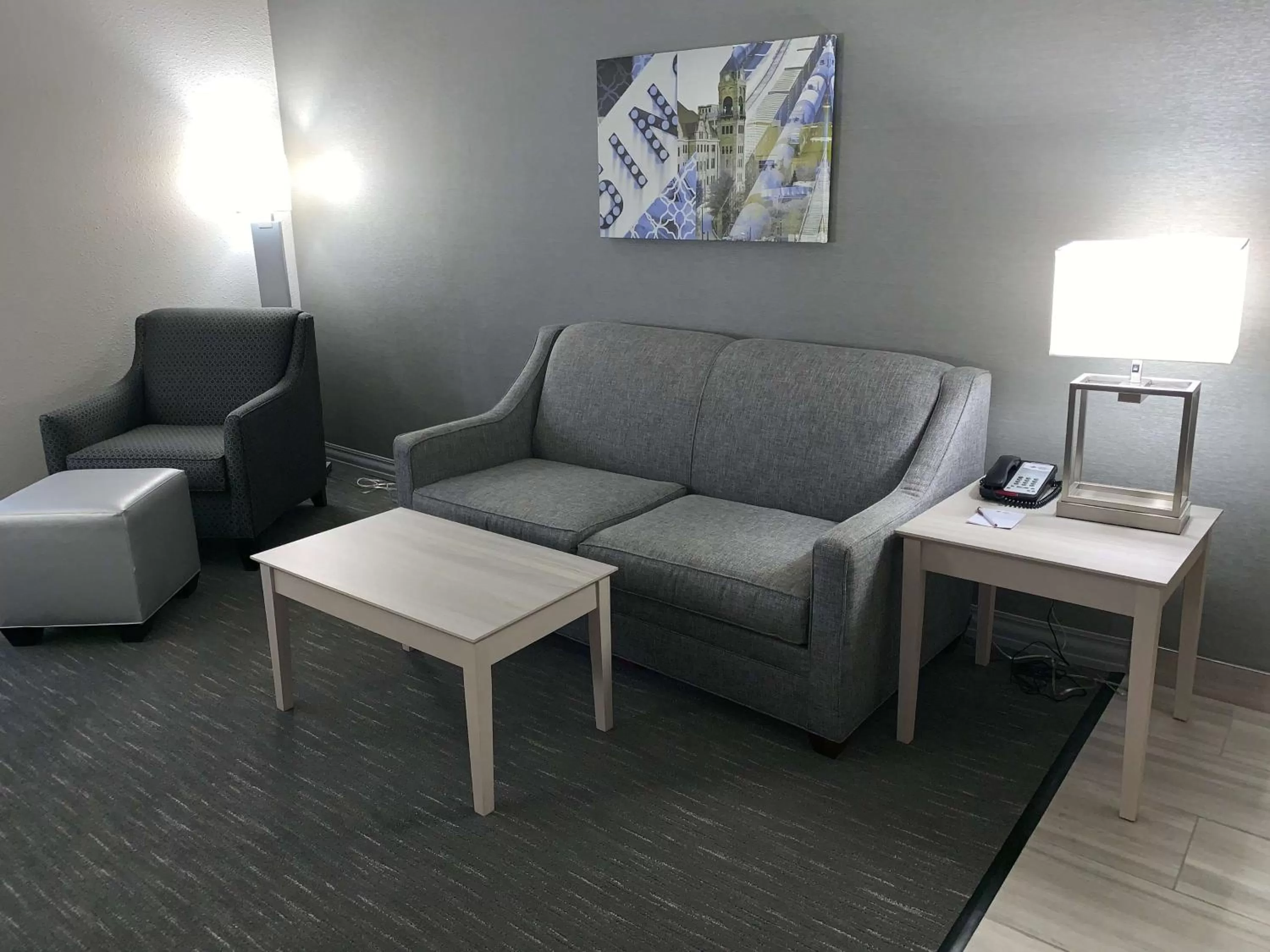 Queen Suite with Two Queen Beds and Bath Tub - Disability Access in Best Western Plus Clarks Summit Scranton Hotel