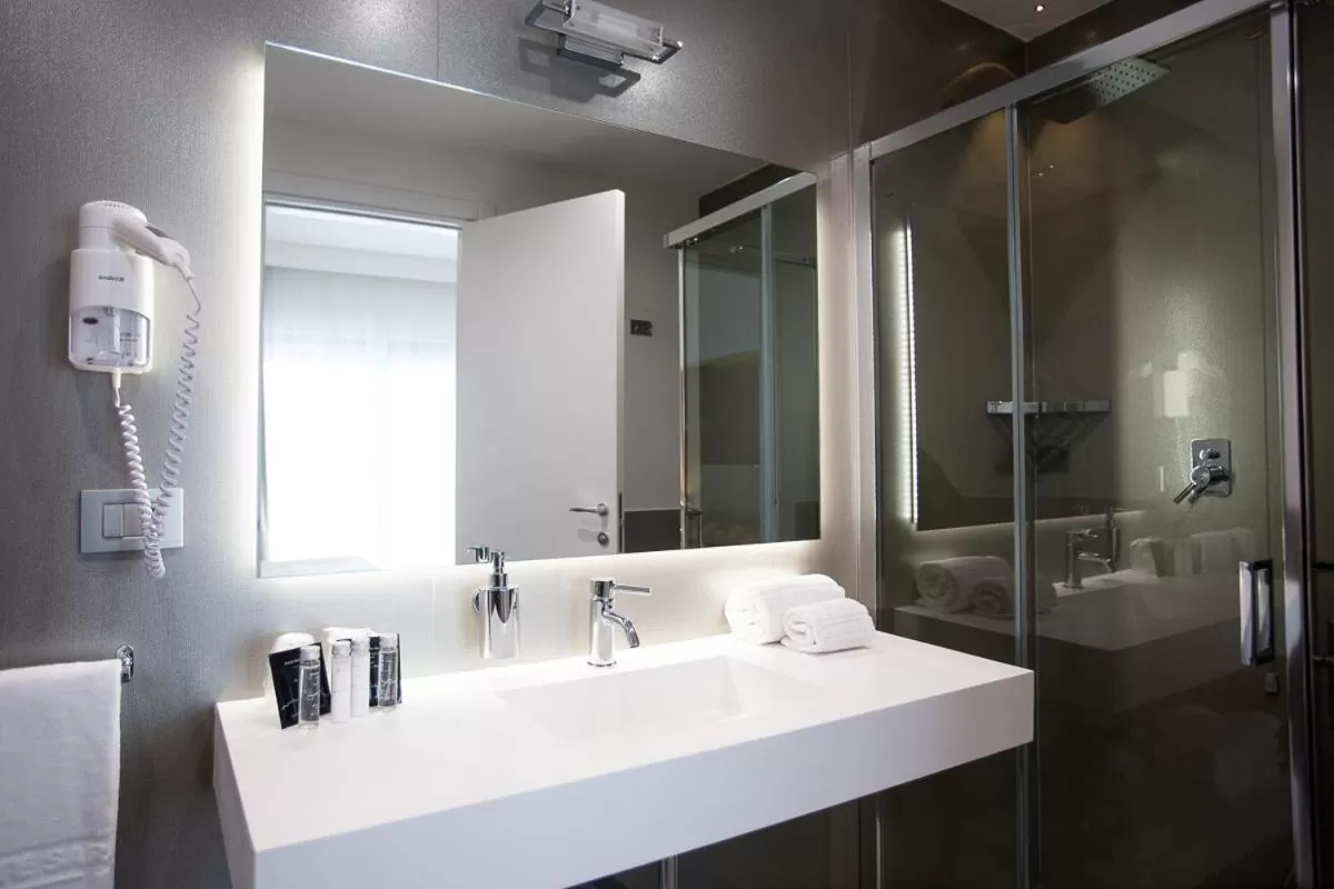 Superior Double or Twin Room with City View in Hotel Monte Sarago