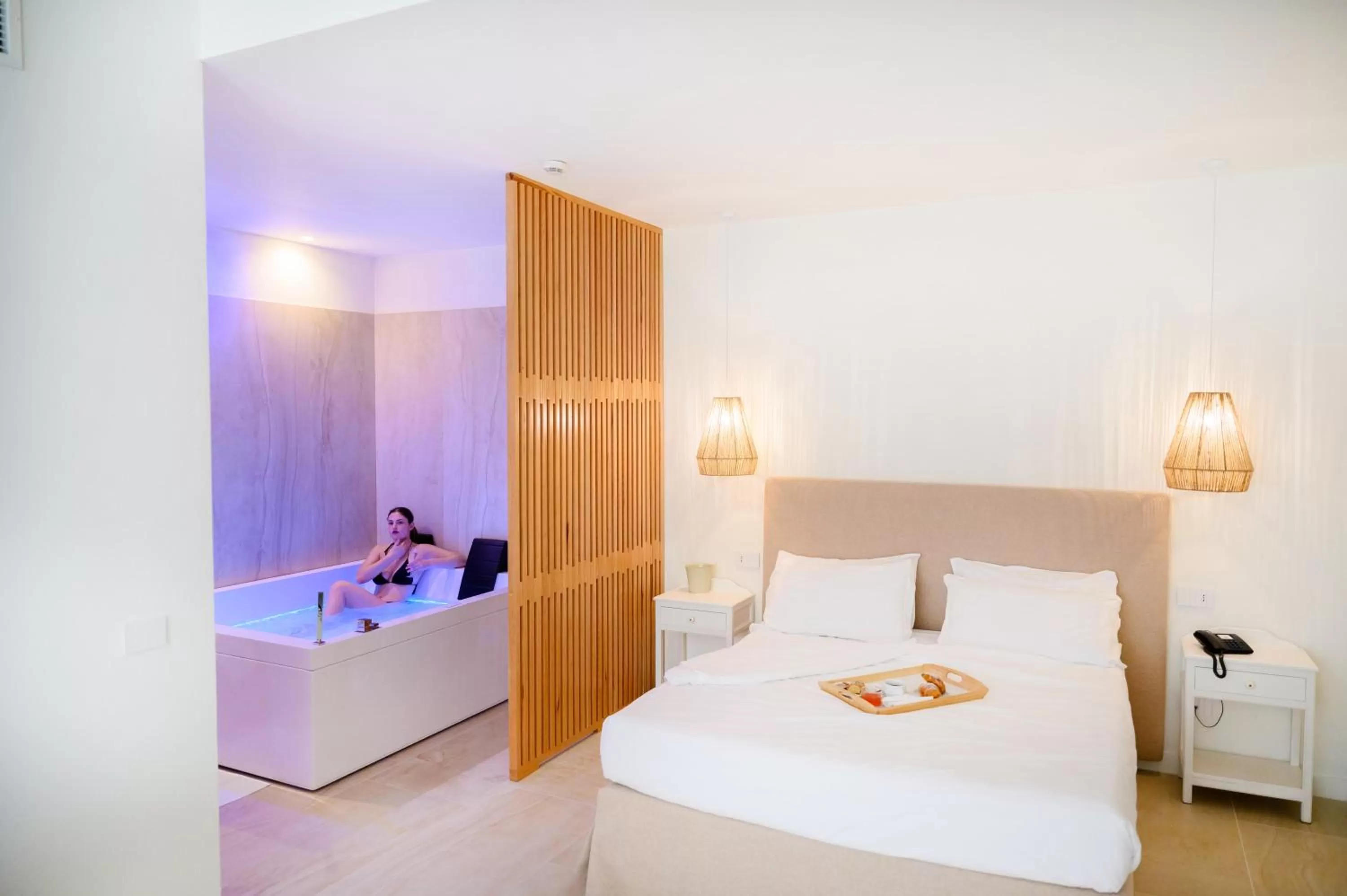 Suite with Hot Tub in Regiohotel Manfredi