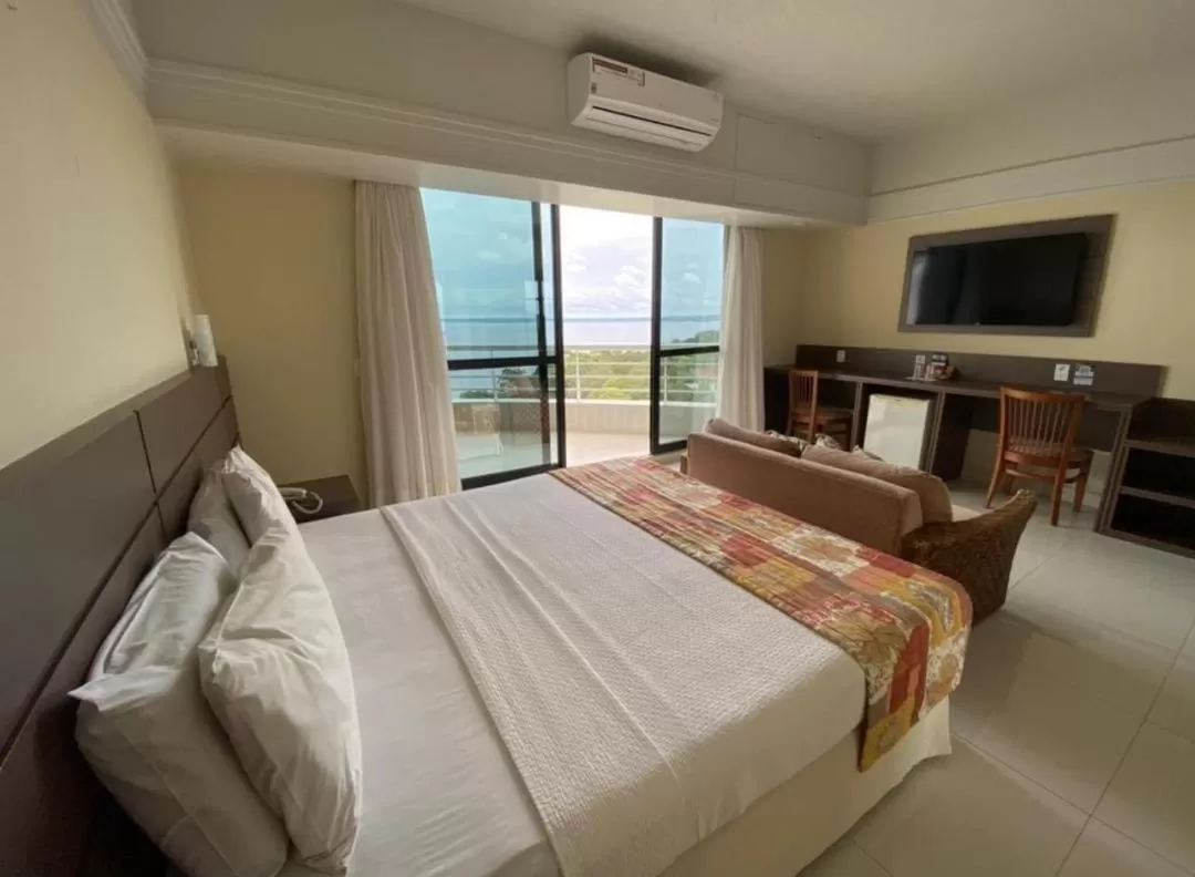 Double Room with Patio in Tropical Executive Hotel