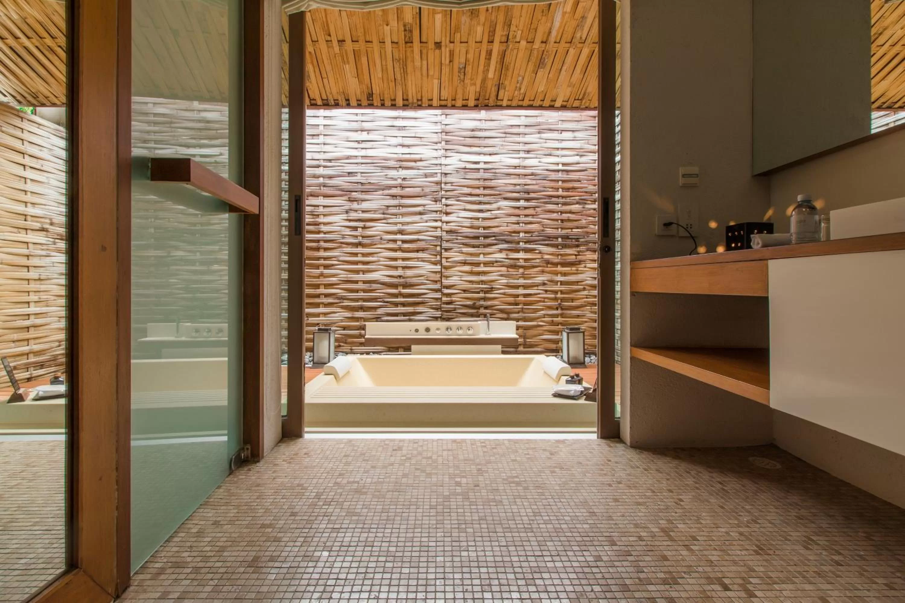 Oceanbed Jacuzzi Villa   in Putahracsa Hua Hin