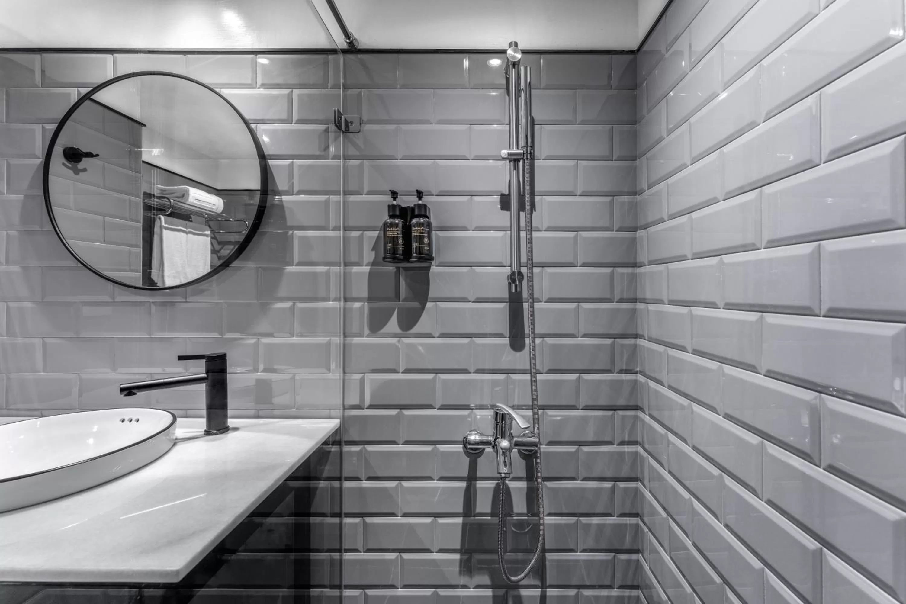 Twin Room with Balcony in River Inn Kenting