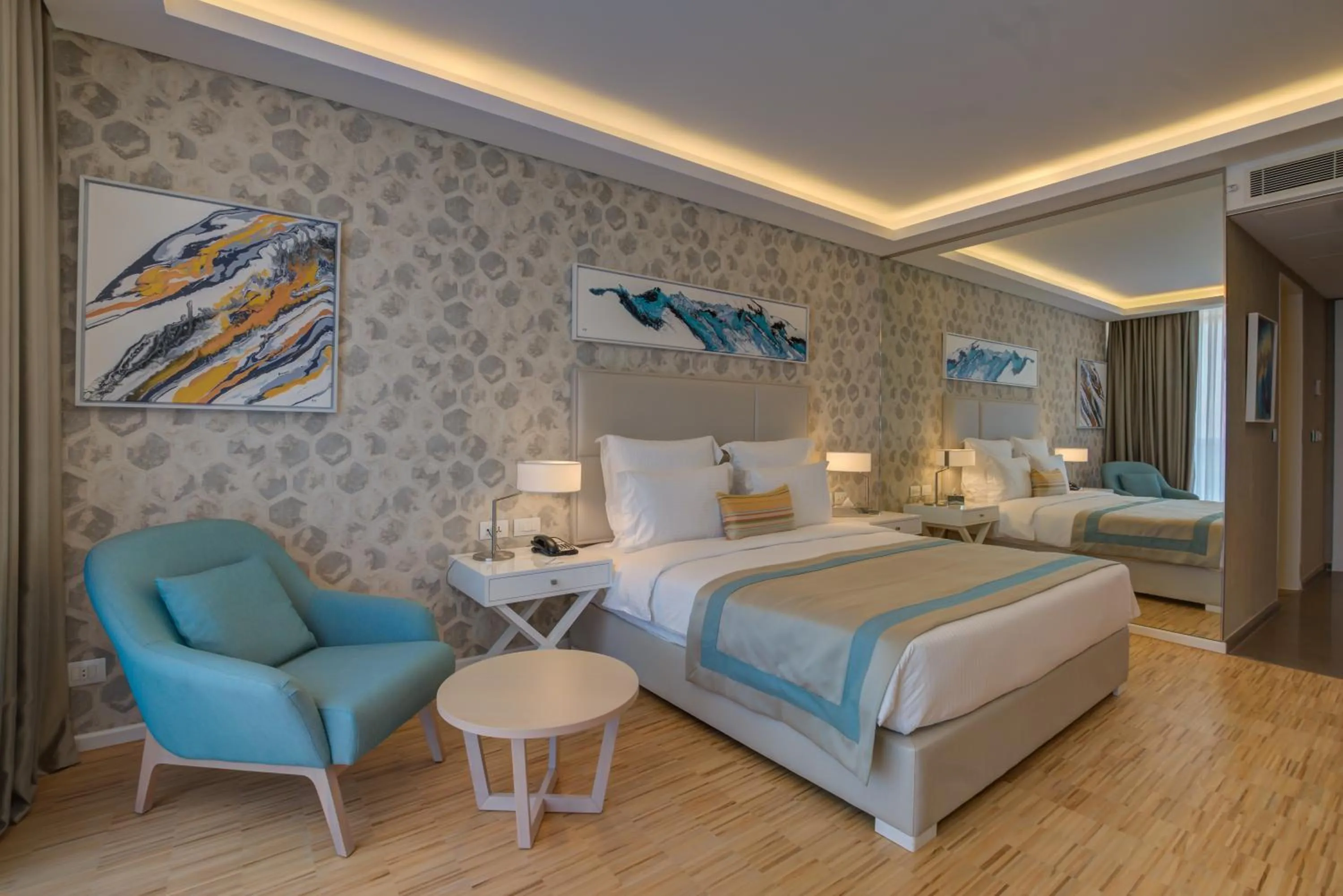 Premium Bay Room in Lancaster Eden Bay