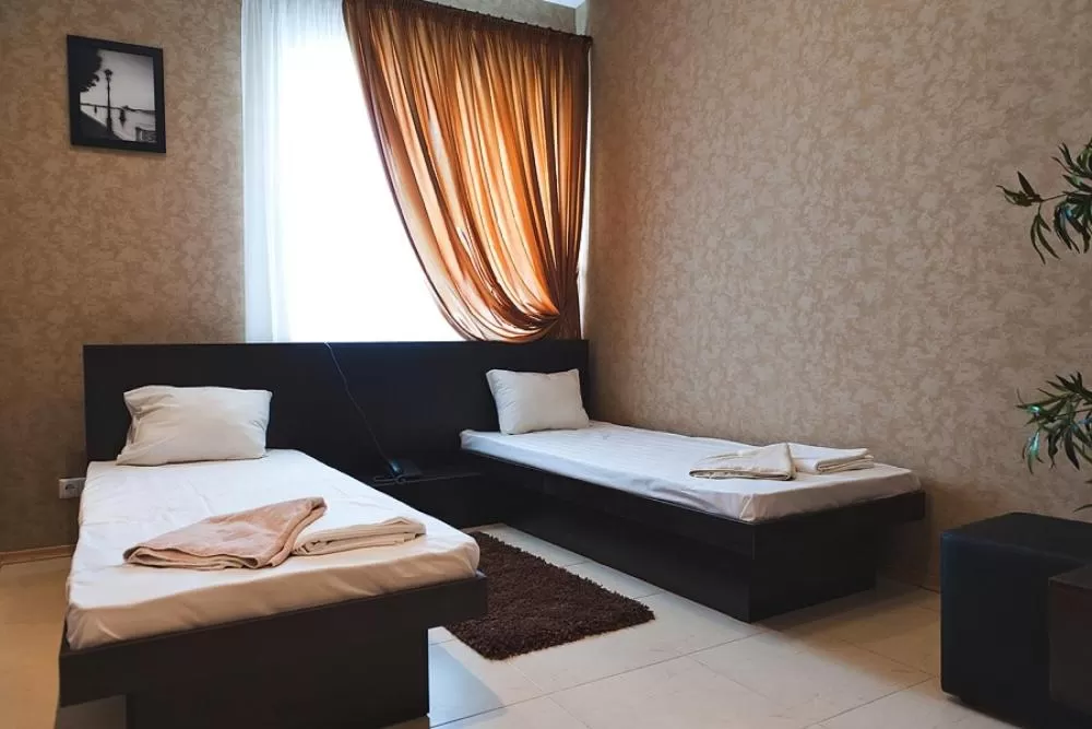 Twin Room in Hotel 8th Mile