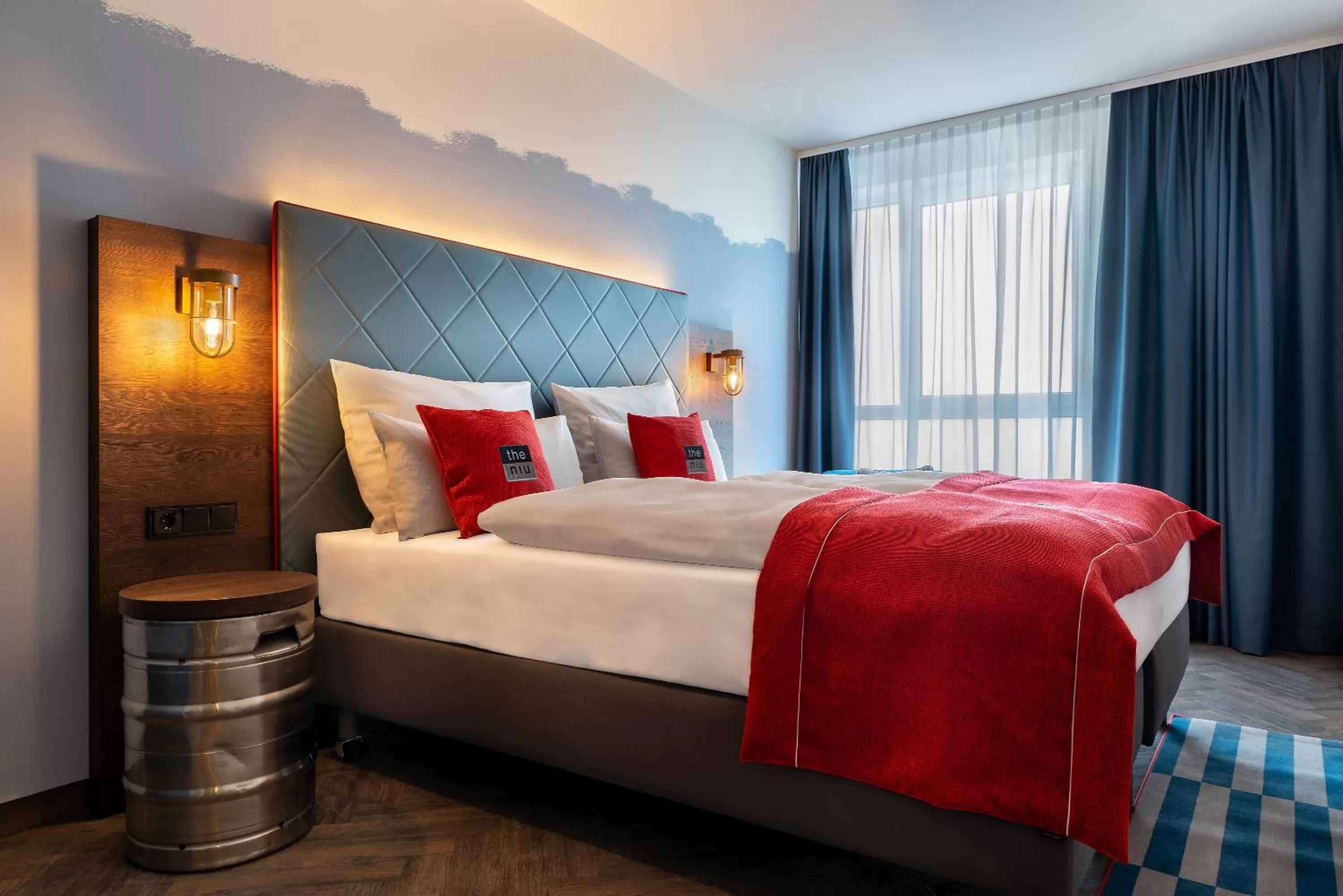 Deluxe Double Room in Holiday Inn - the niu, Keg Hamburg Ost by IHG
