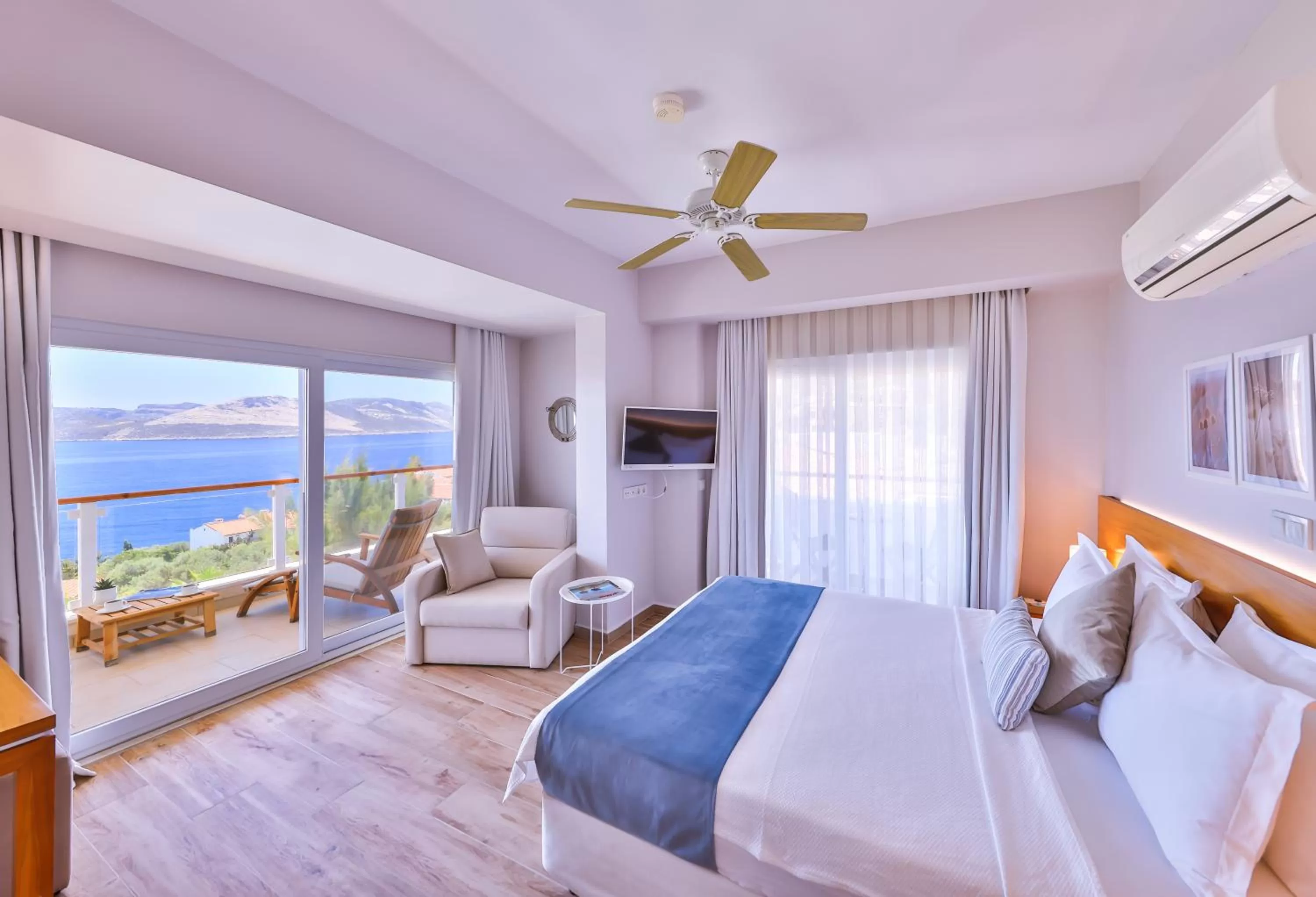 Deluxe Double Room with Sea View in Olea Nova Hotel