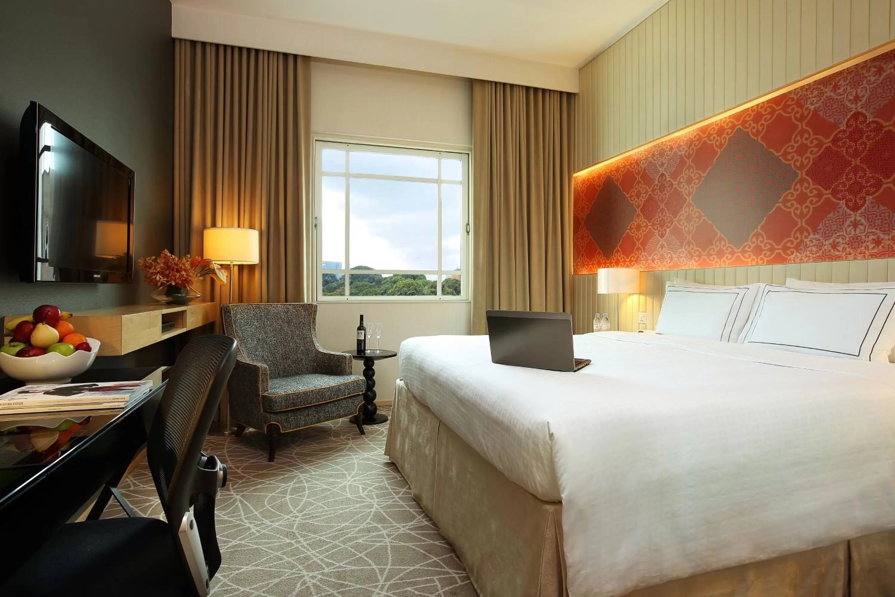 Deluxe Plus Double or Twin Room in Rendezvous Hotel Singapore by Far East Hospitality