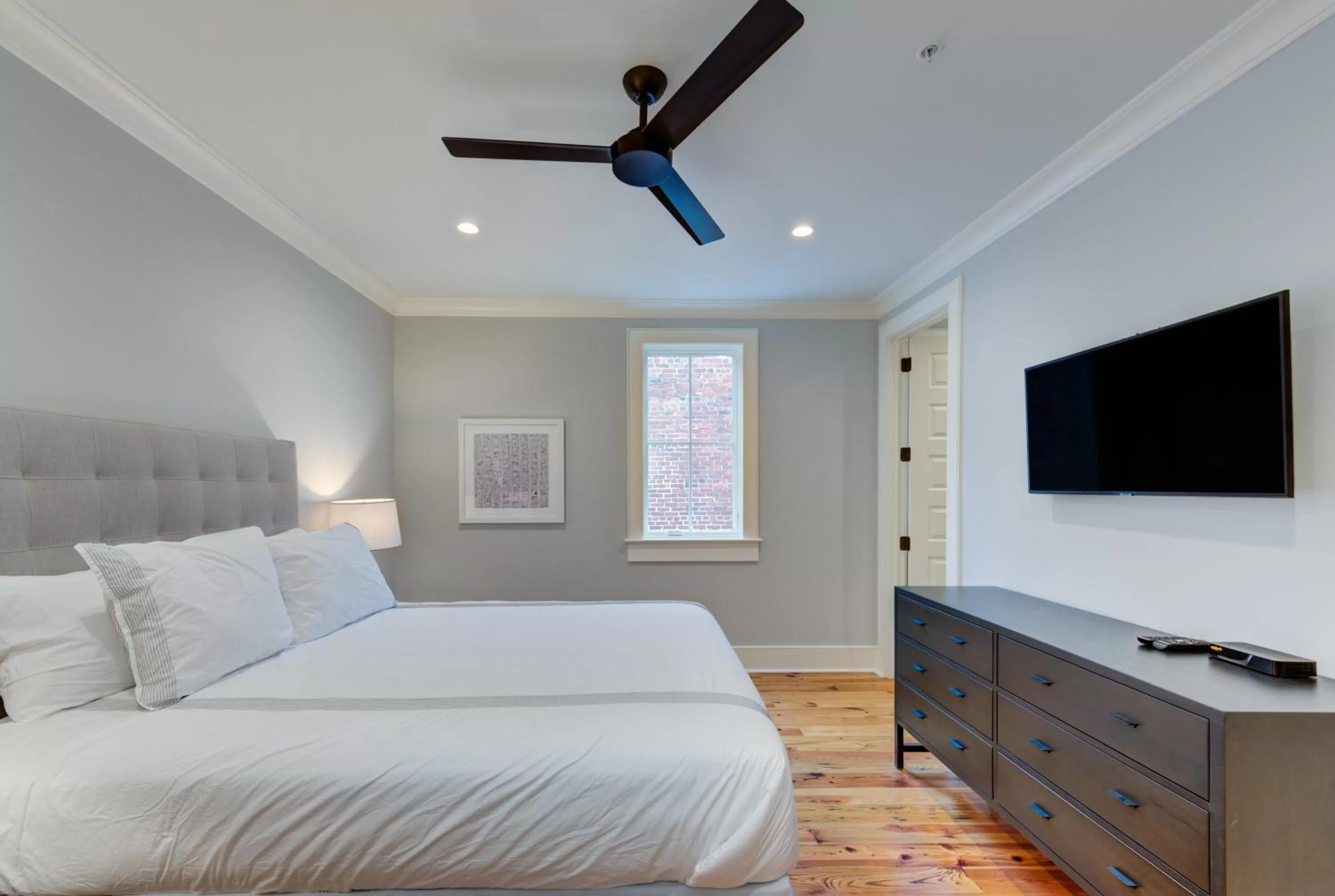 Deluxe Suite in The Quarters on King