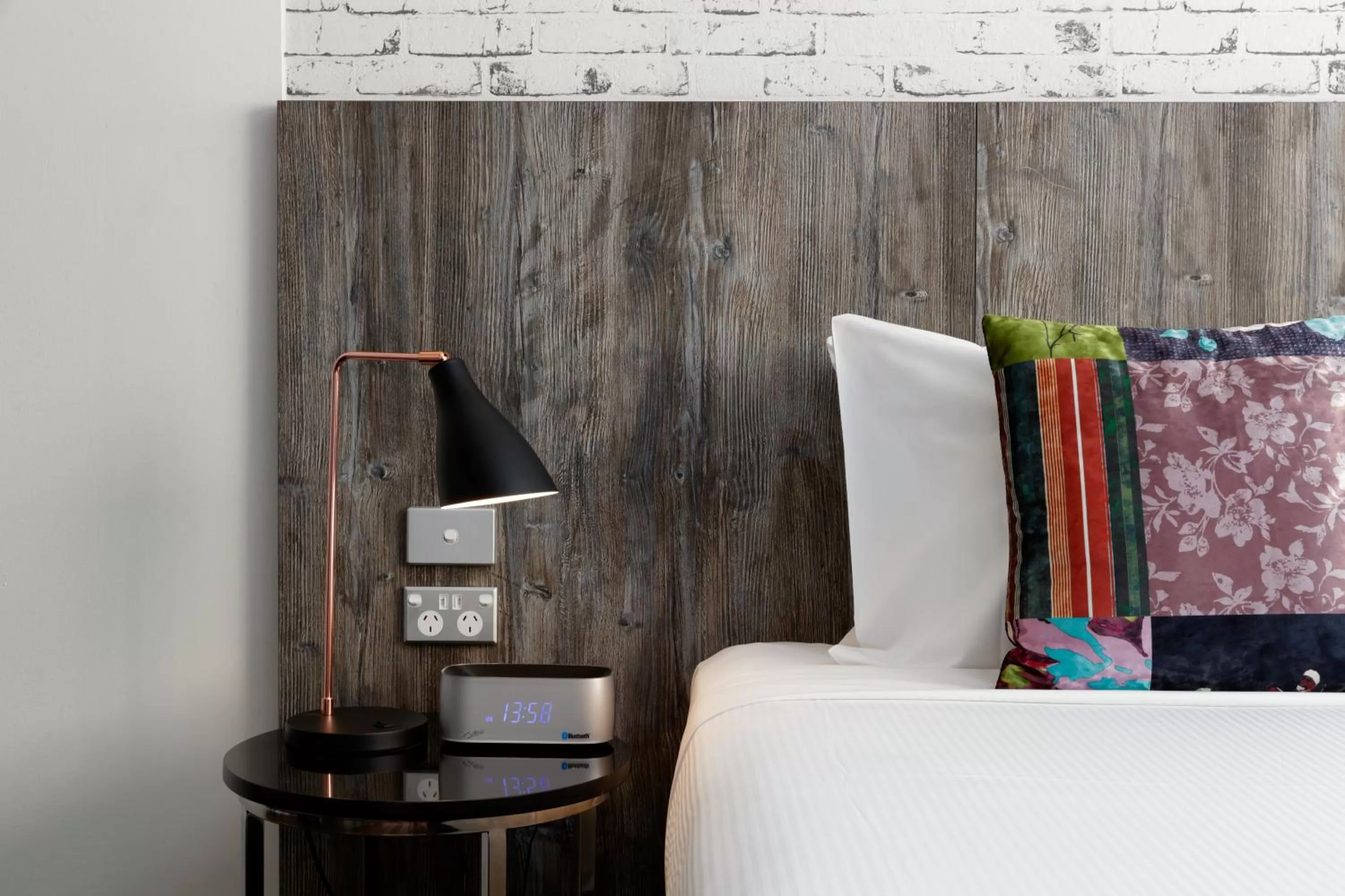 Double or Twin Room with Balcony in Rydges Sydney Central