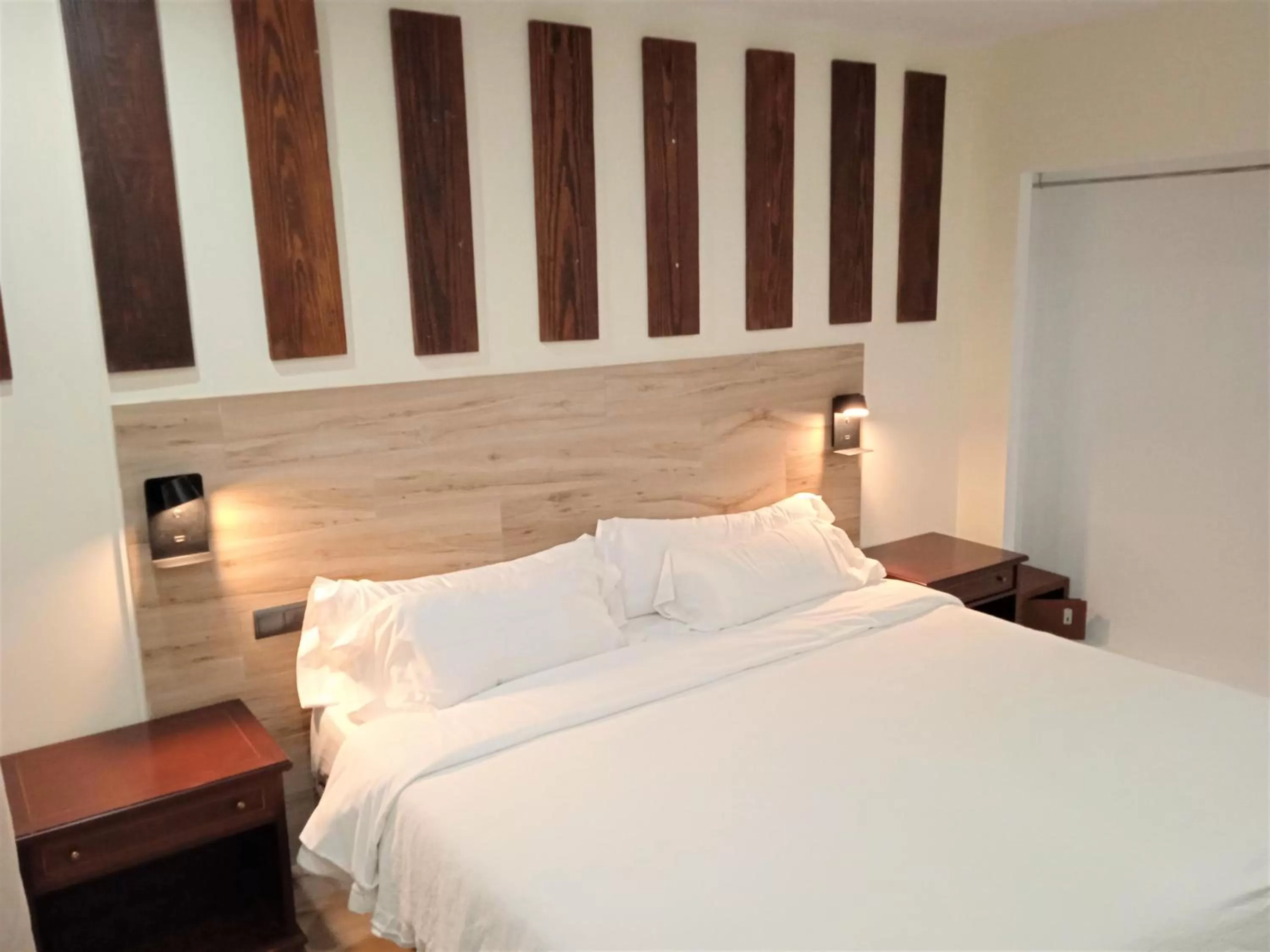 Quadruple Room with Balcony in Hotel 153