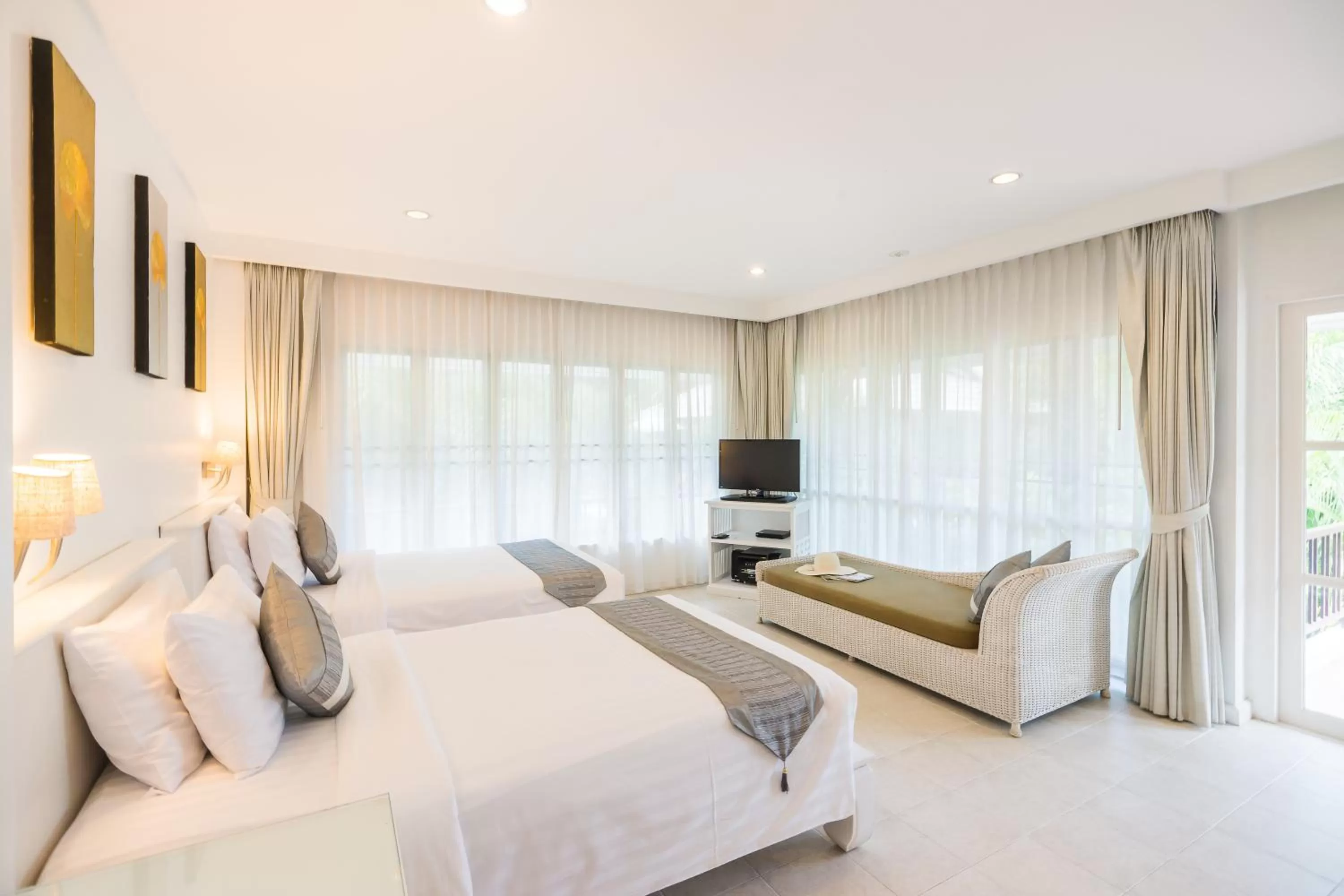 Garden Veranda Twin beds in Laksasubha Hua Hin