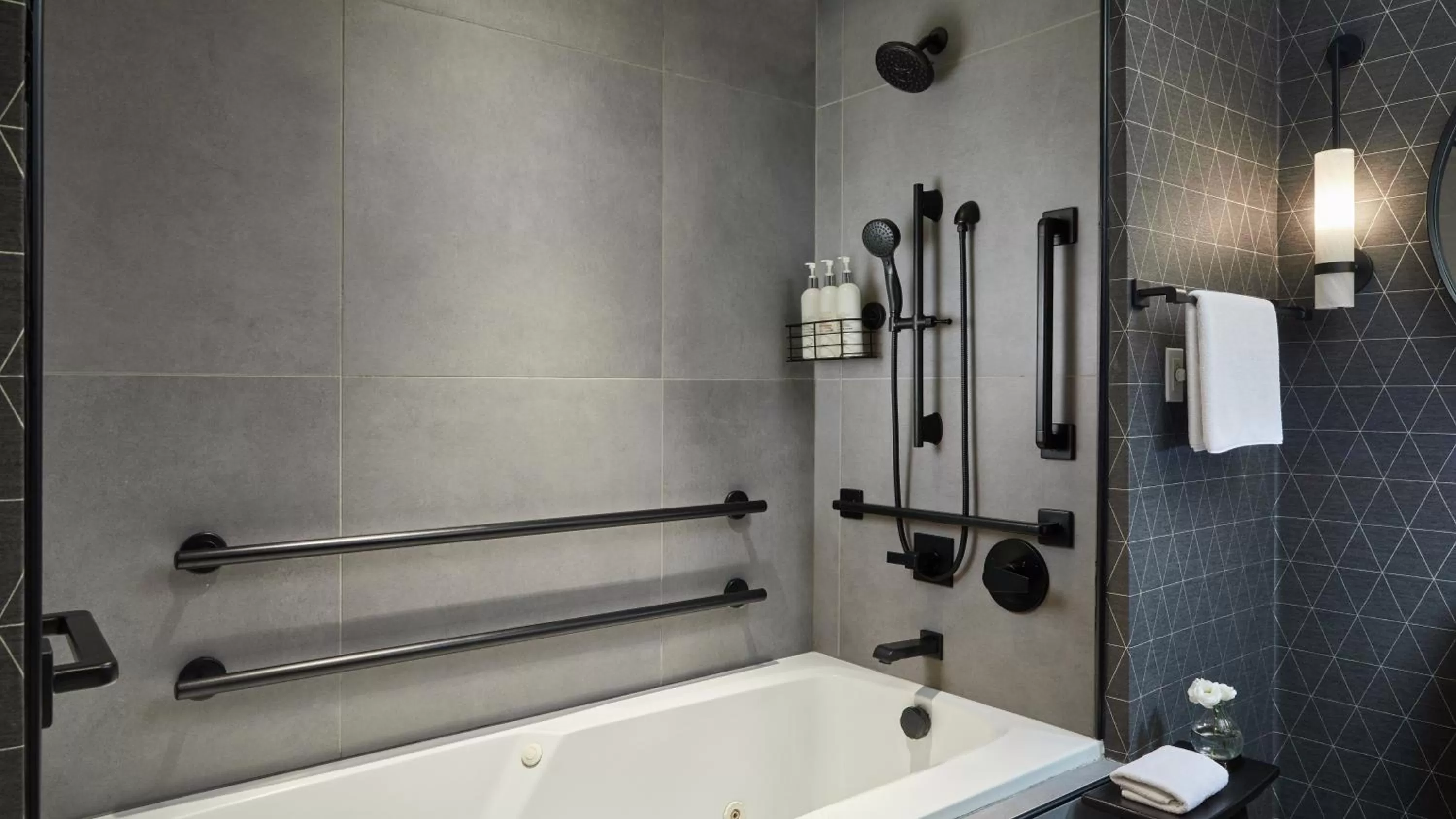 One-Bedroom Suite with Tub - Mobility Accessible in Kimpton Marlowe by IHG