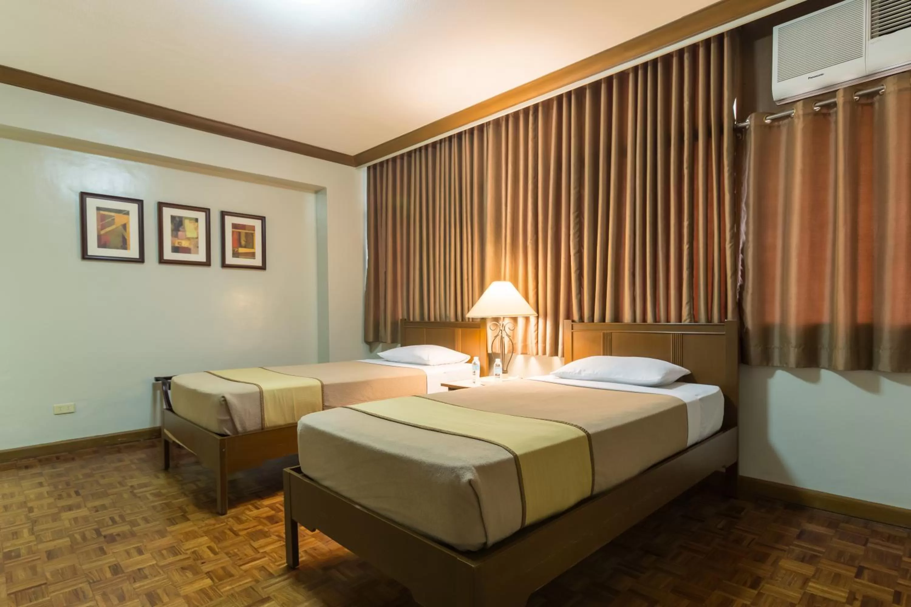 One-Bedroom Suite in Tropicana Suites