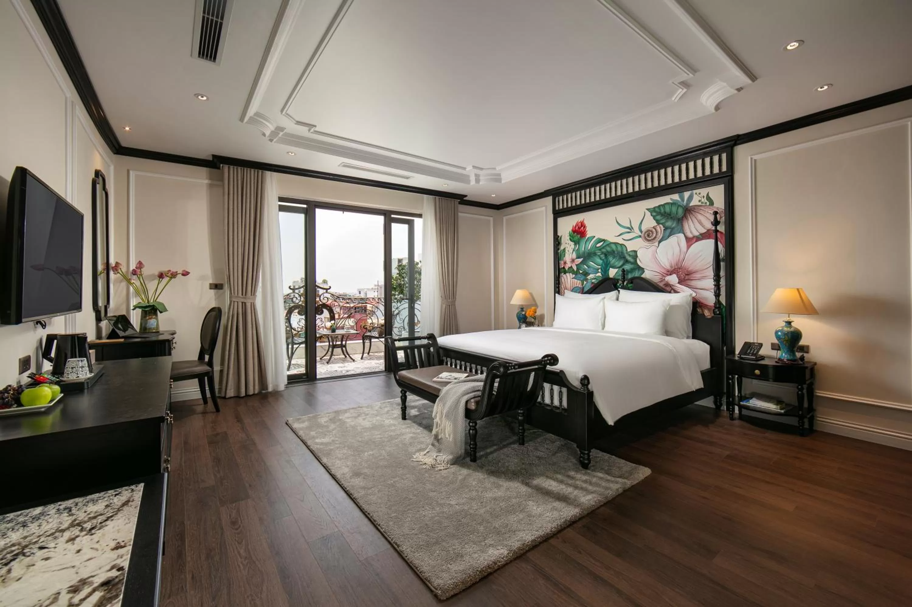 Junior Suite with Balcony in Amira Hotel Hanoi
