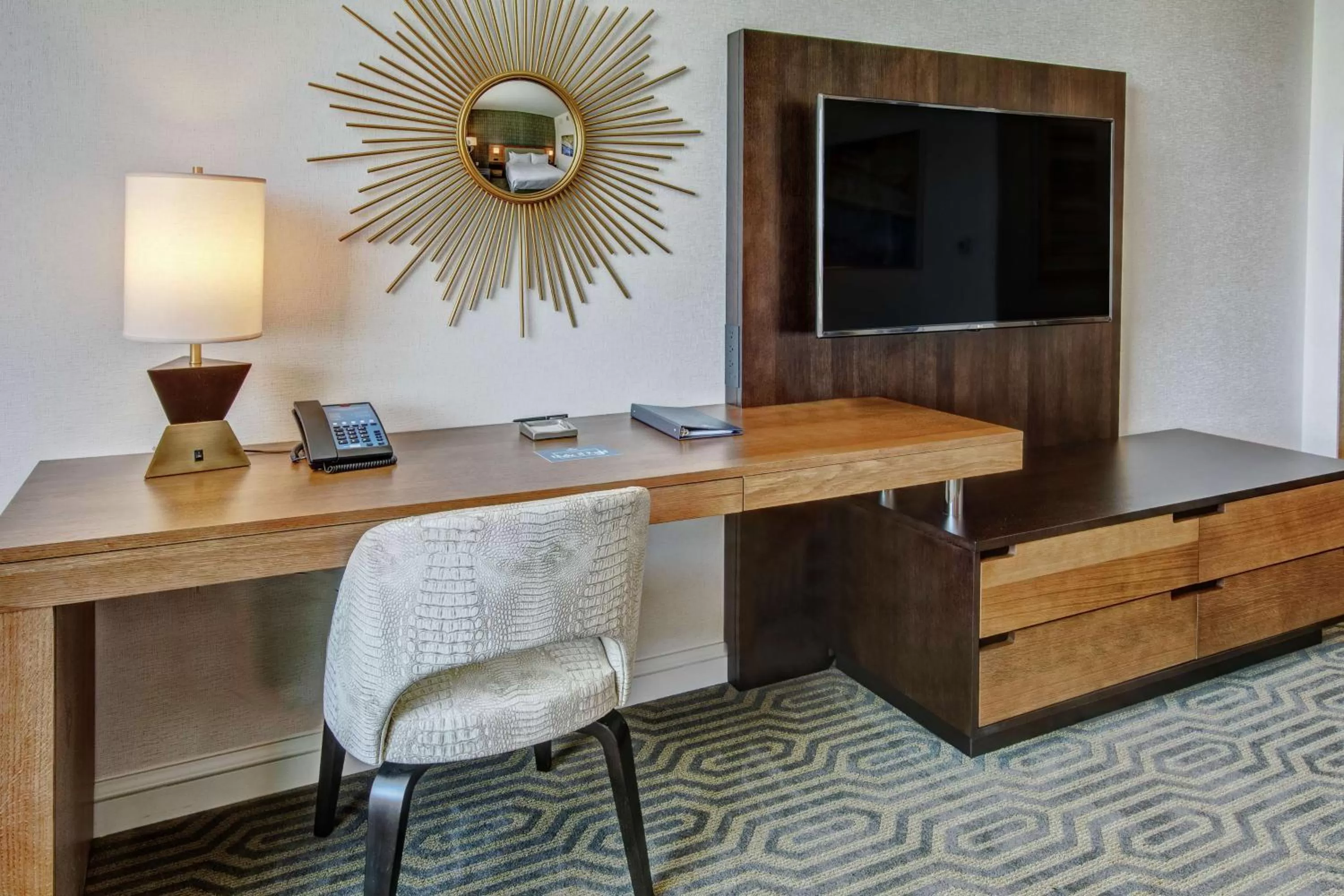 Executive King Room in Hilton Franklin Cool Springs