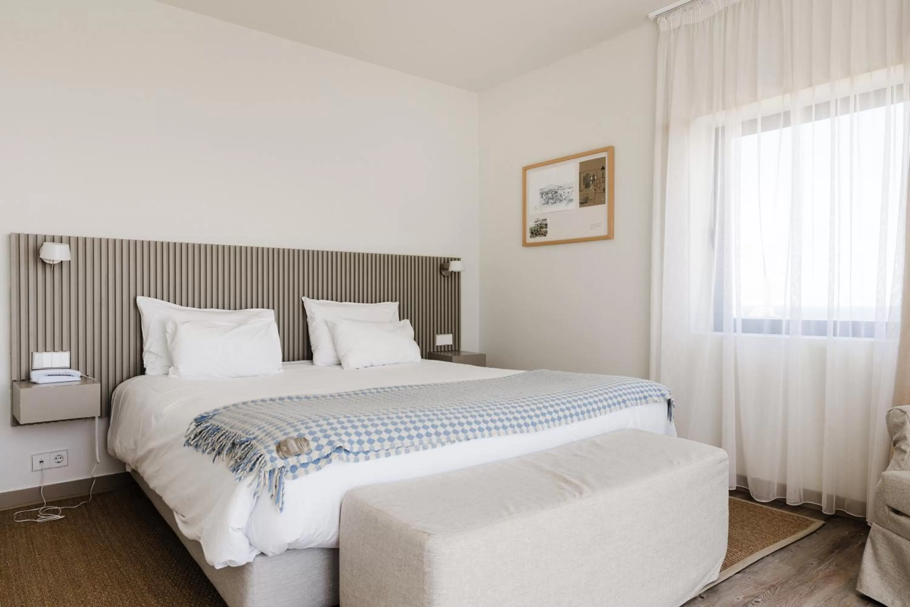 Two-Bedroom Suite with Sea View in Memmo Baleeira - Design Hotels