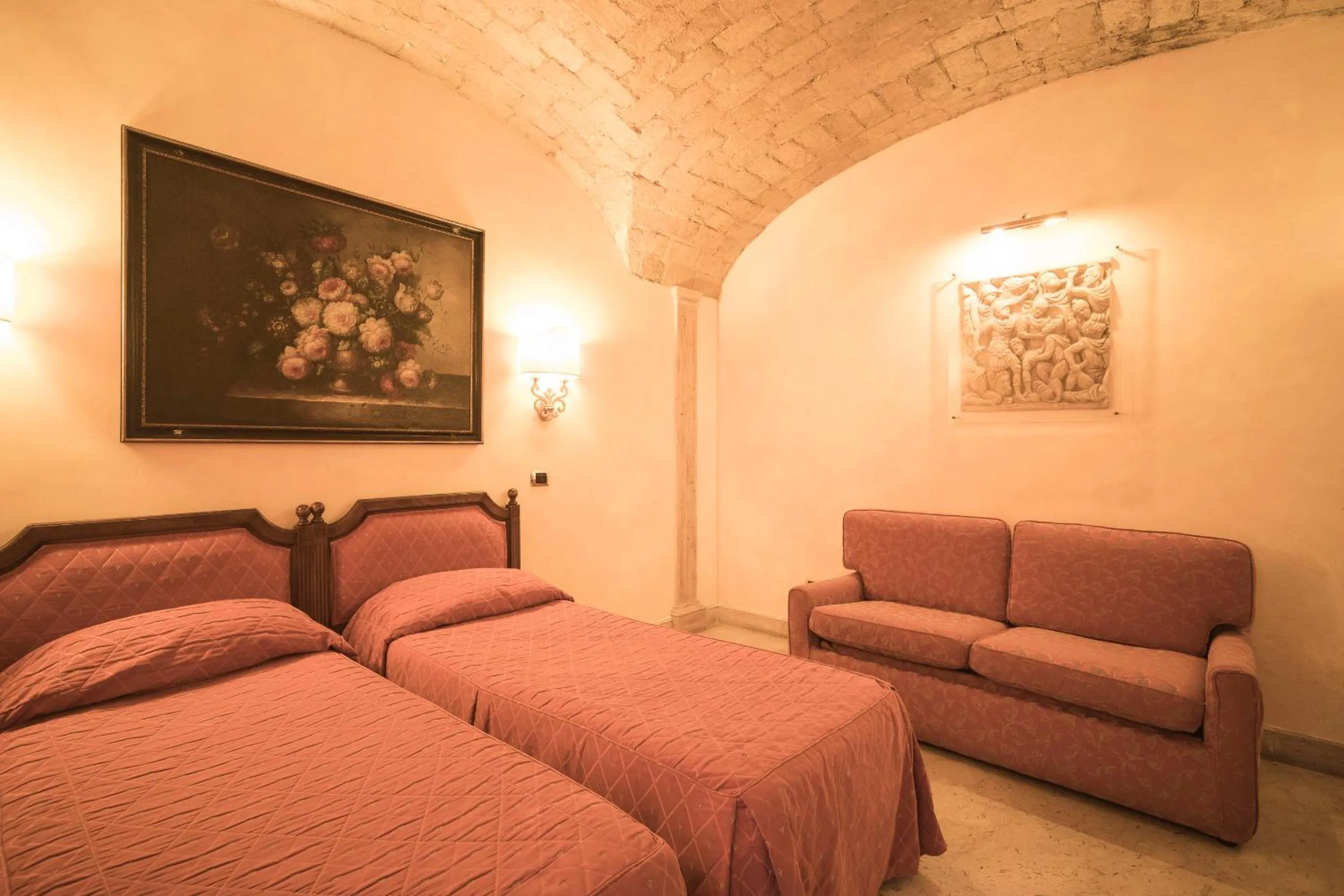 Triple Room in Hotel Donatello