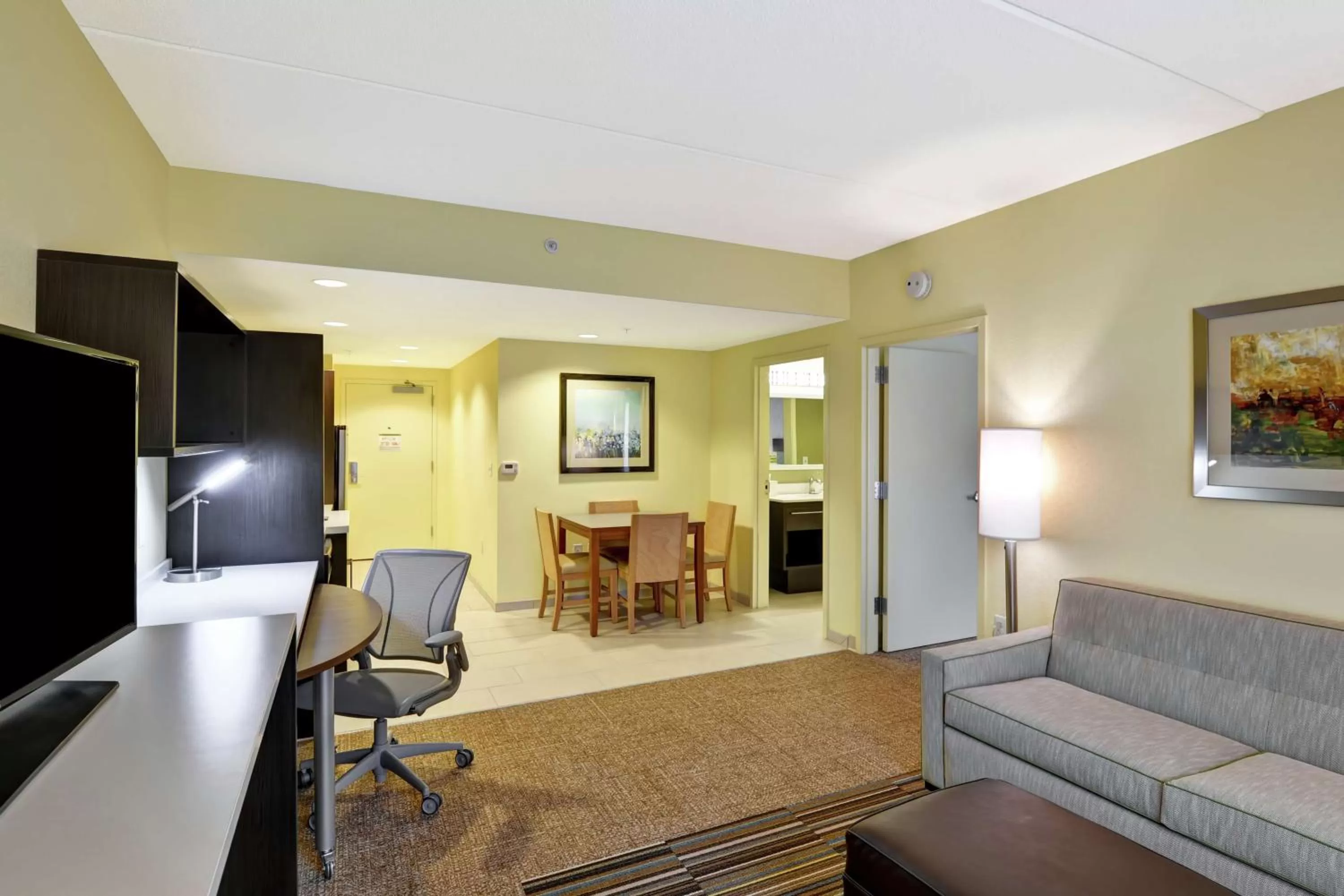 One-Bedroom Queen Suite with Mountain View - Non-Smoking in Home2 Suites By Hilton Dickson City Scranton