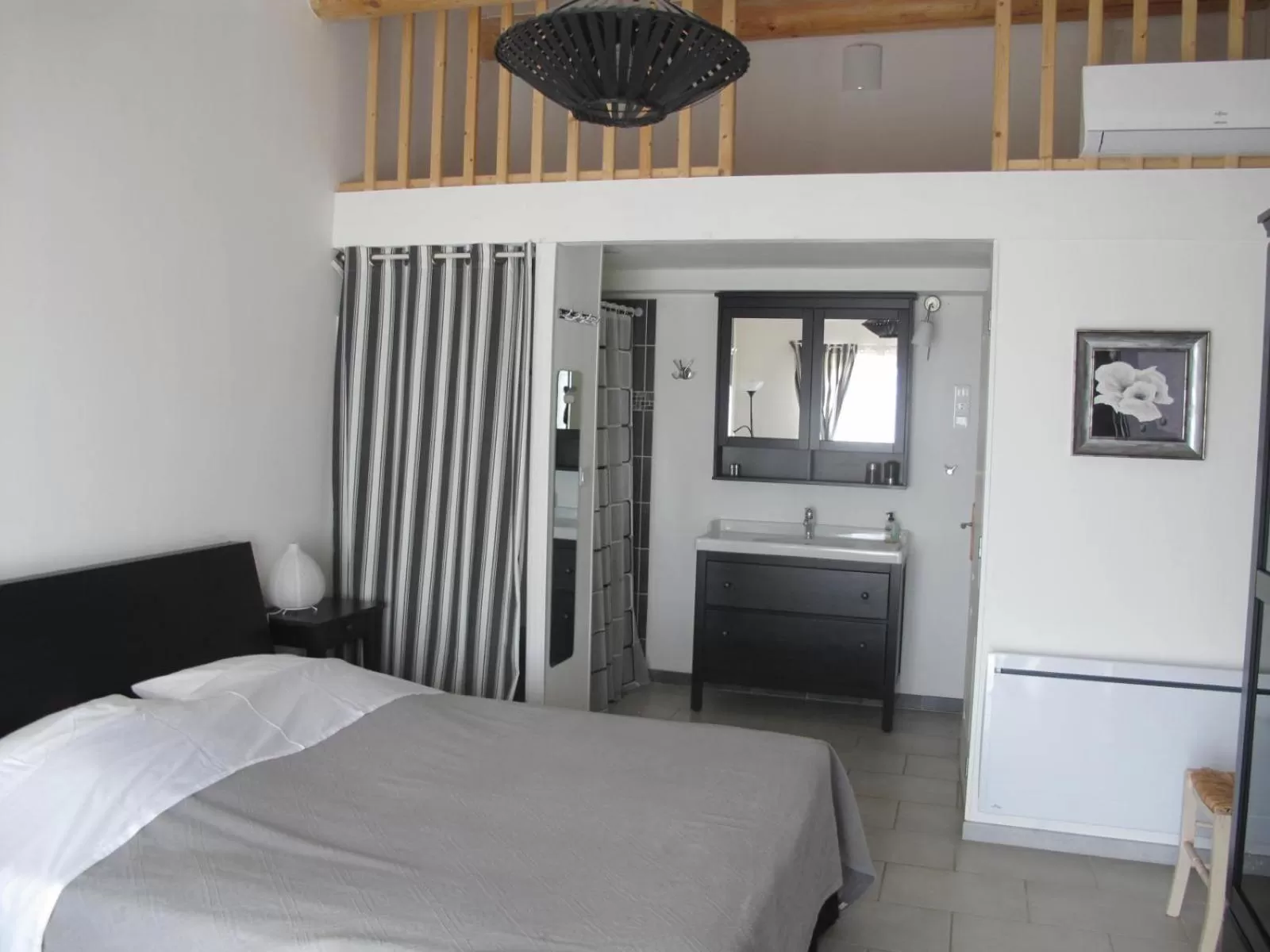 Superior Double Room in Lou Cardalines