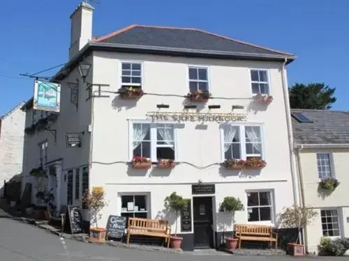 The Safe Harbour Hotel The Safe Harbour Hotel