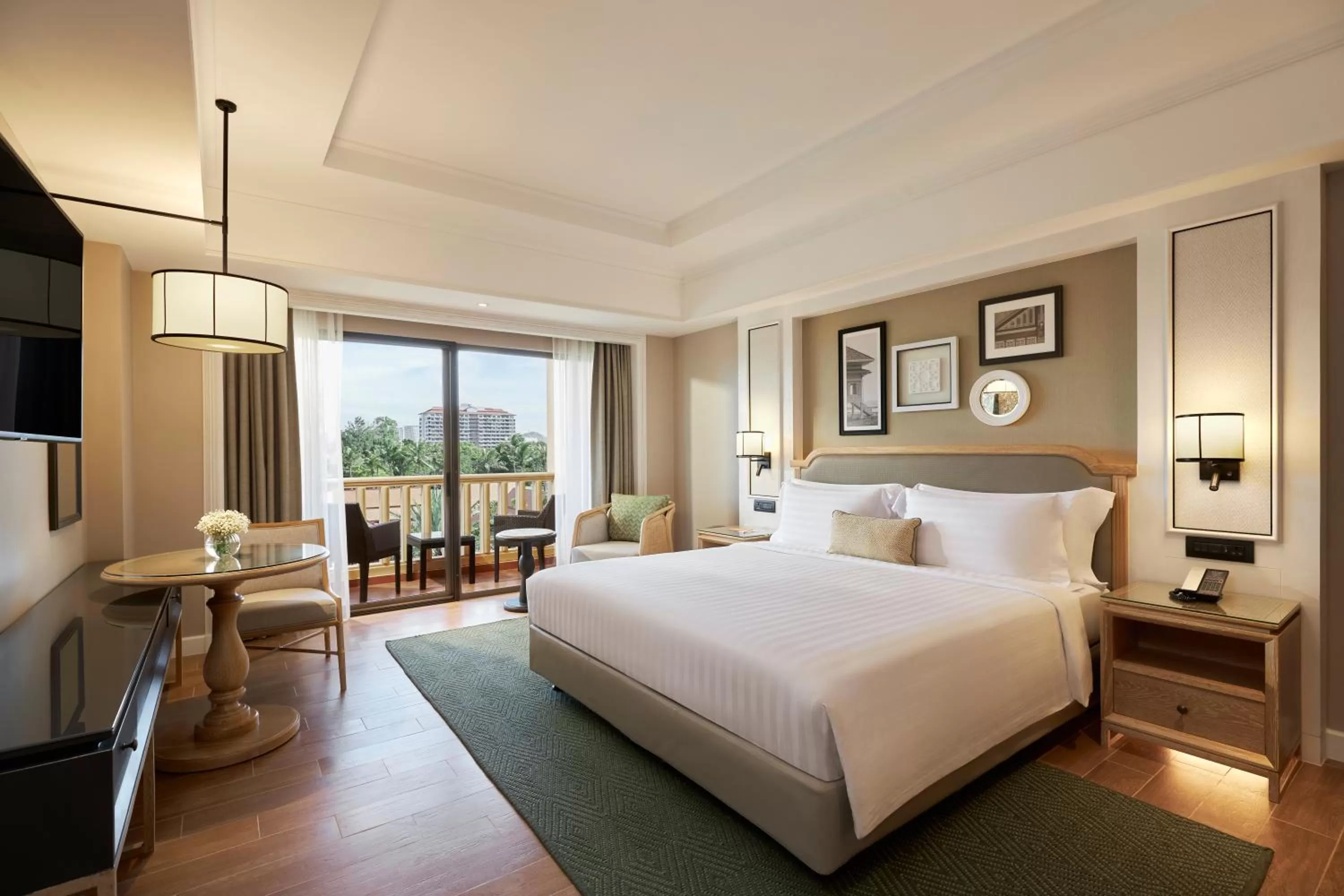 Deluxe King Room in Dusit Thani Hua Hin