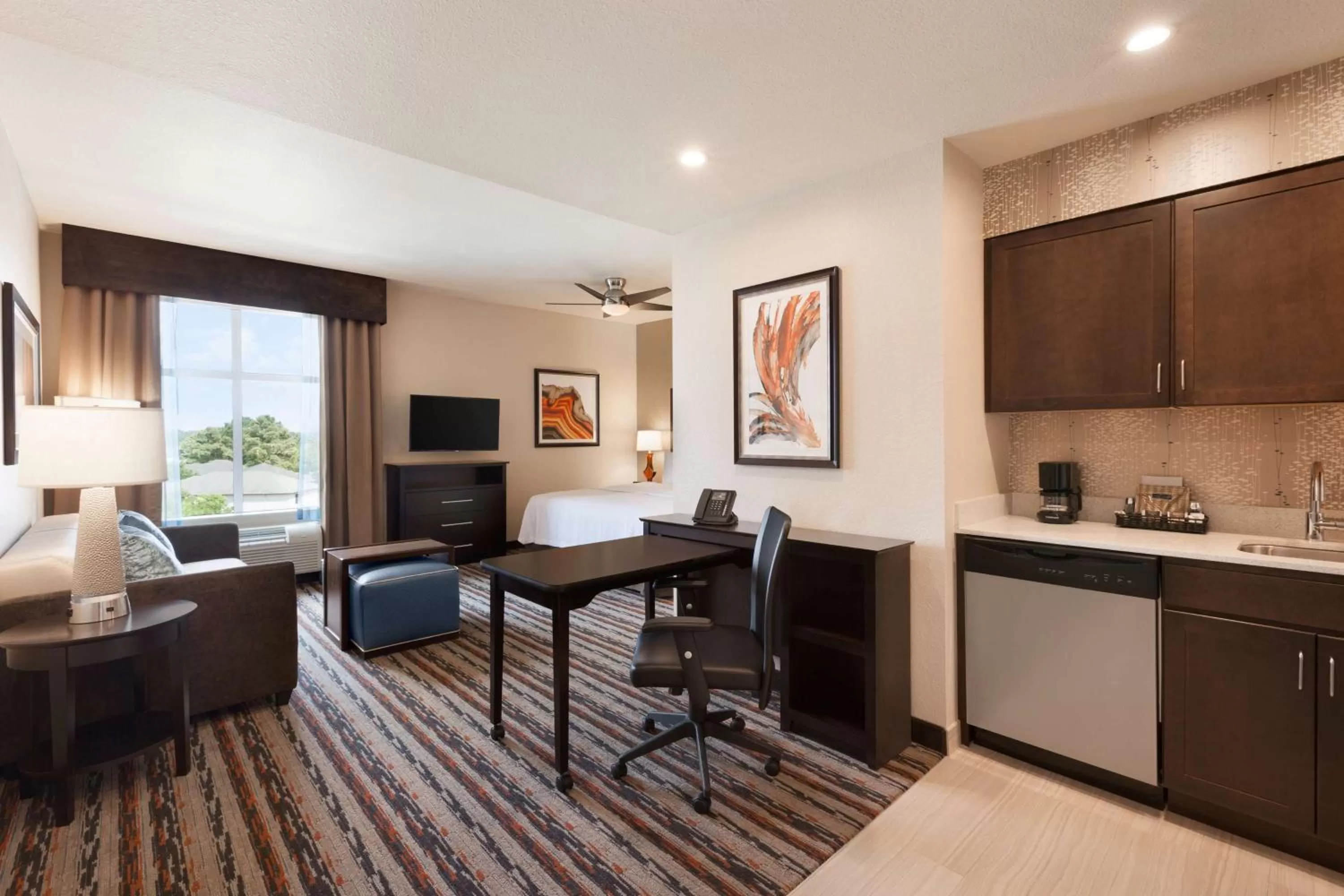 King Suite - Hearing Access/Non-Smoking in Homewood Suites by Hilton North Houston/Spring