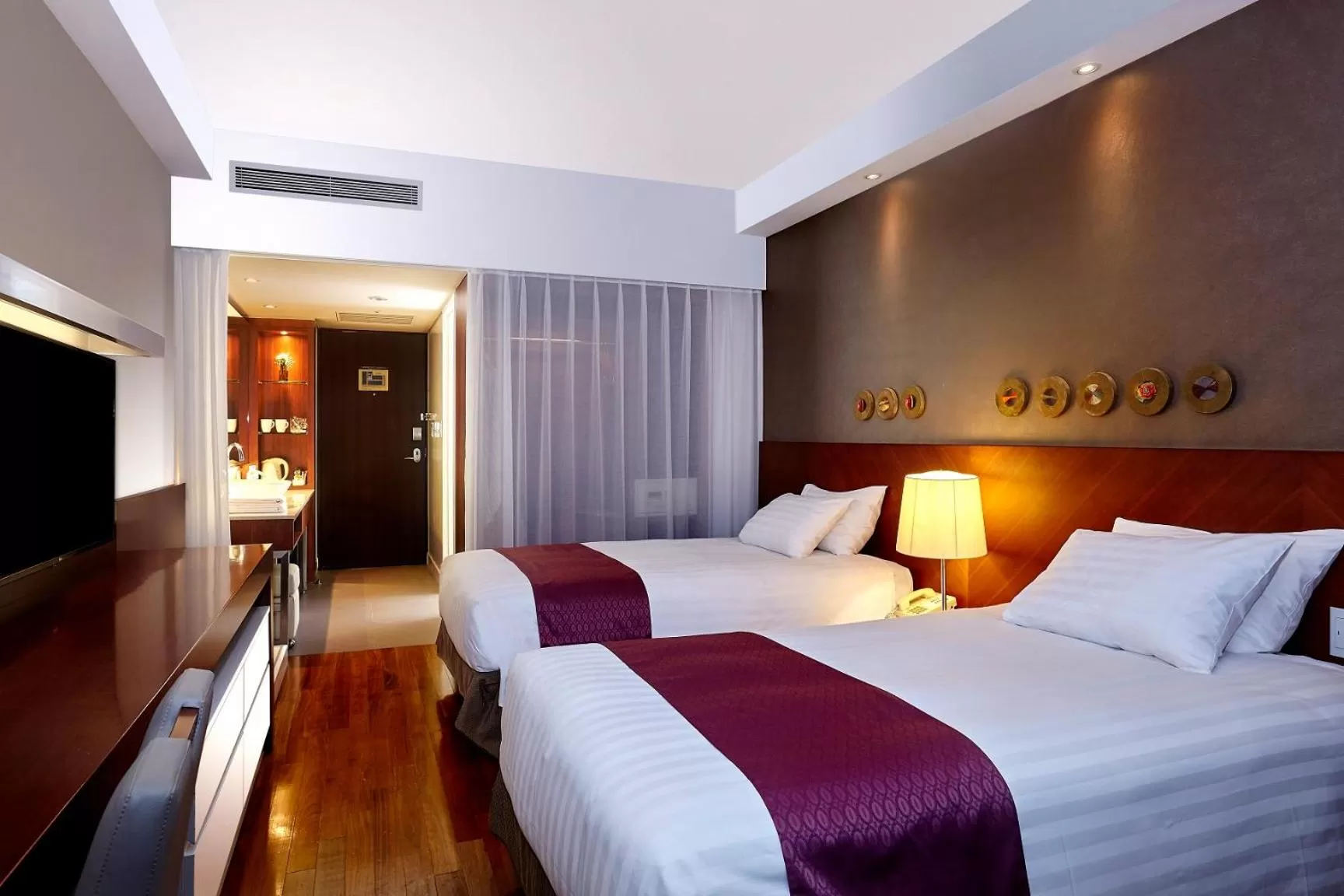 Connecting Room (5 adults) in Hotel Kukdo