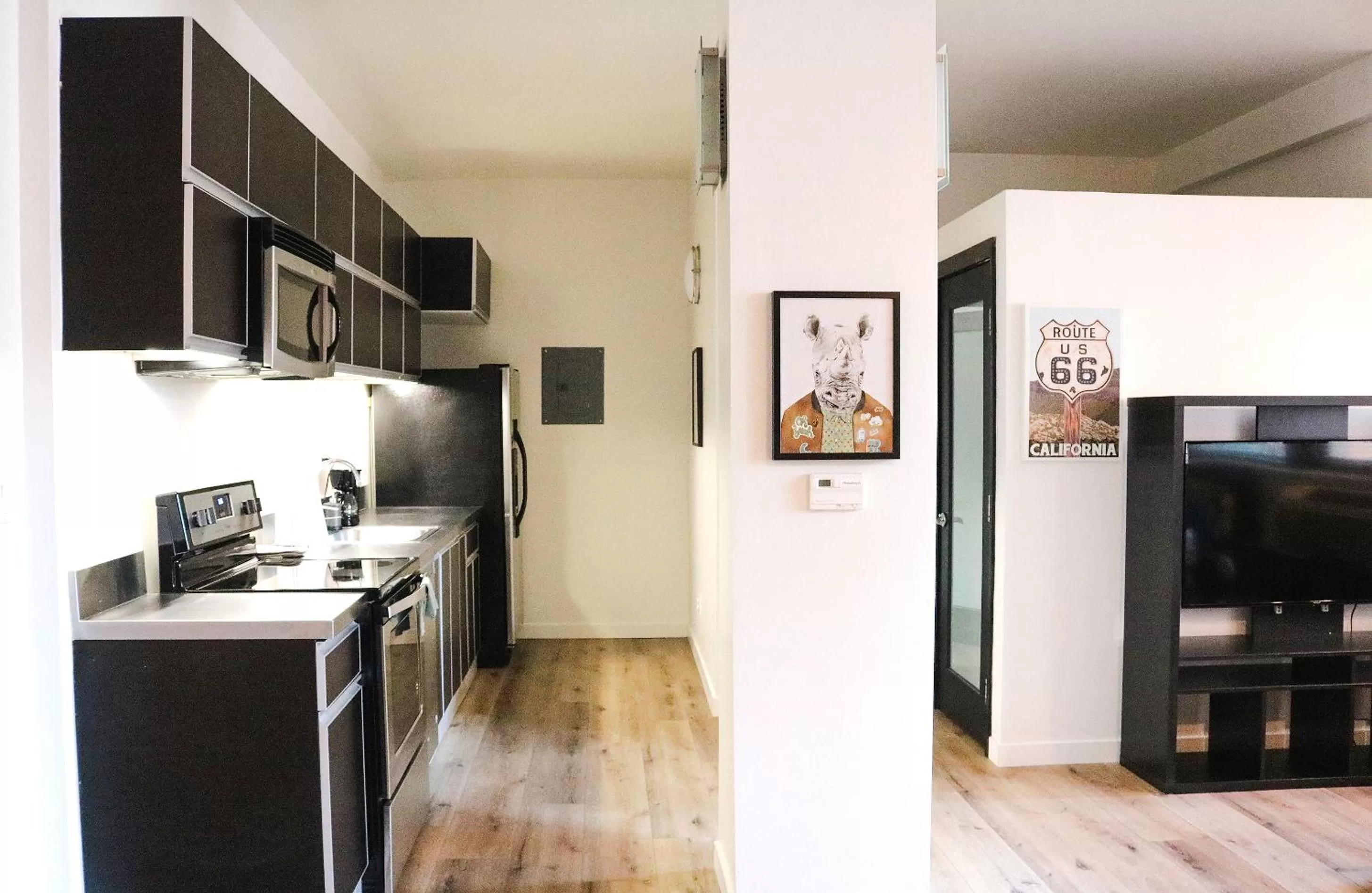 One-Bedroom Apartment in The Haas Suites