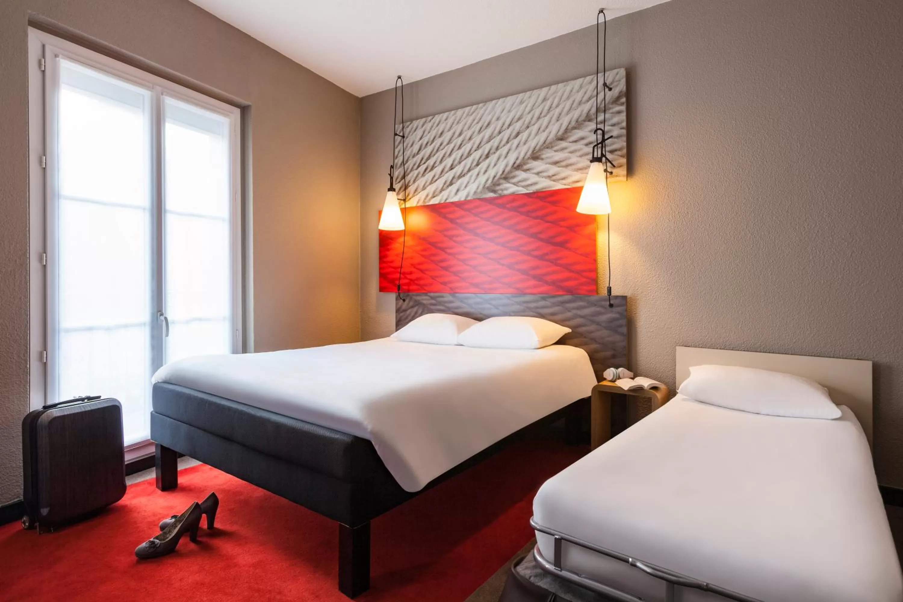 Superior Room with 1 Double Bed and 1 Single Bed in ibis Rueil-Malmaison Centre