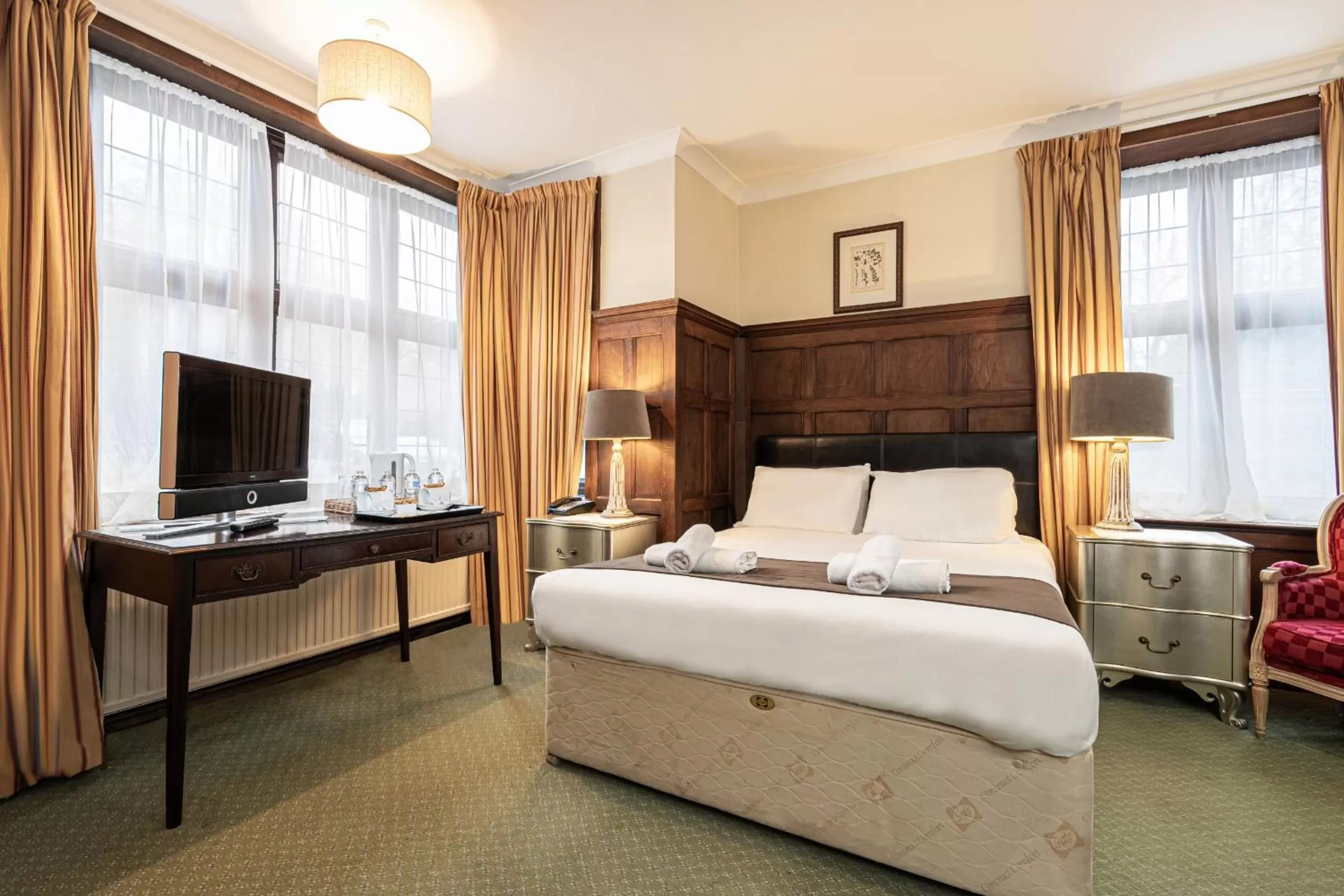 Quadruple Room in Barrington Lodge