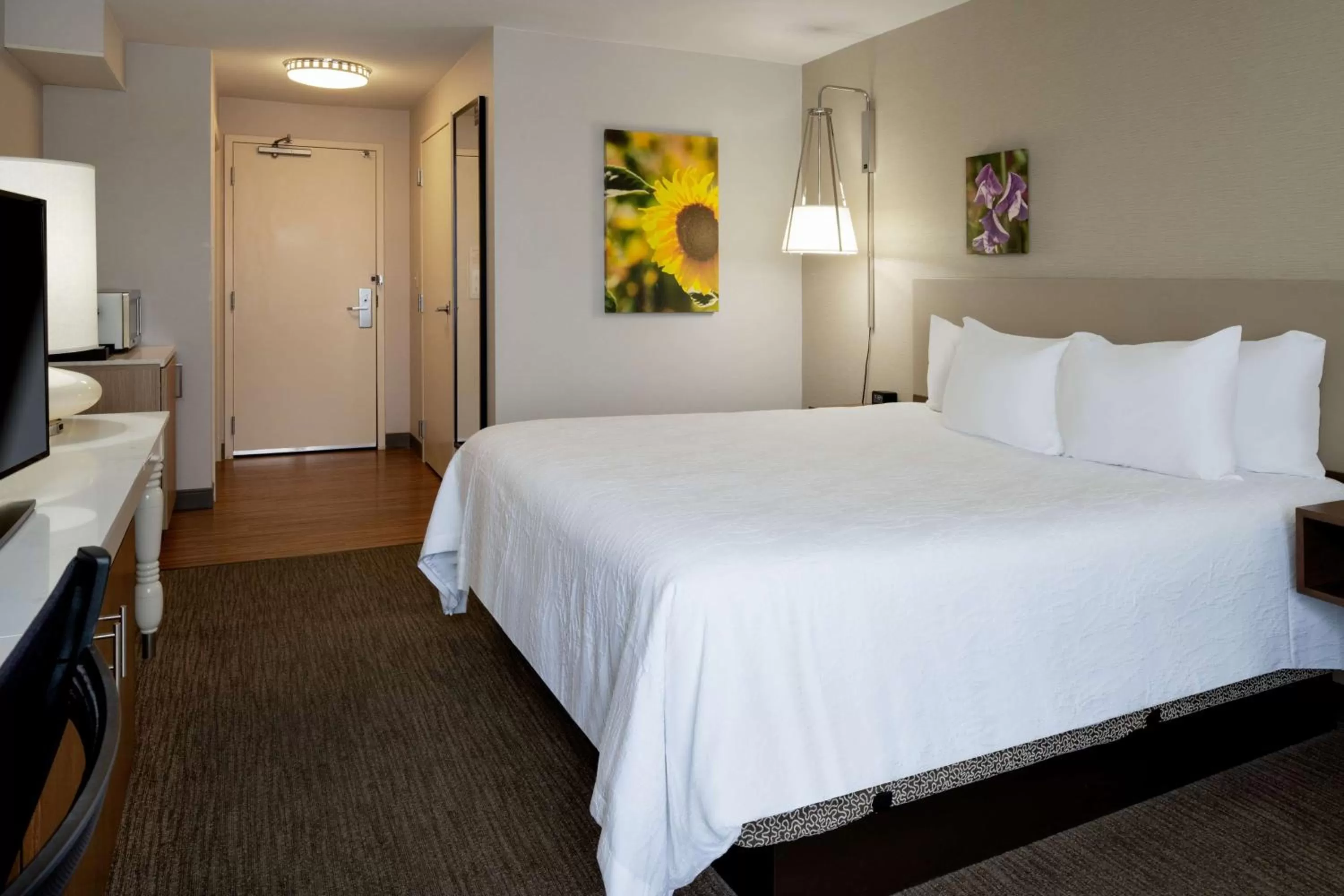 Premium King Room in Hilton Garden Inn Folsom