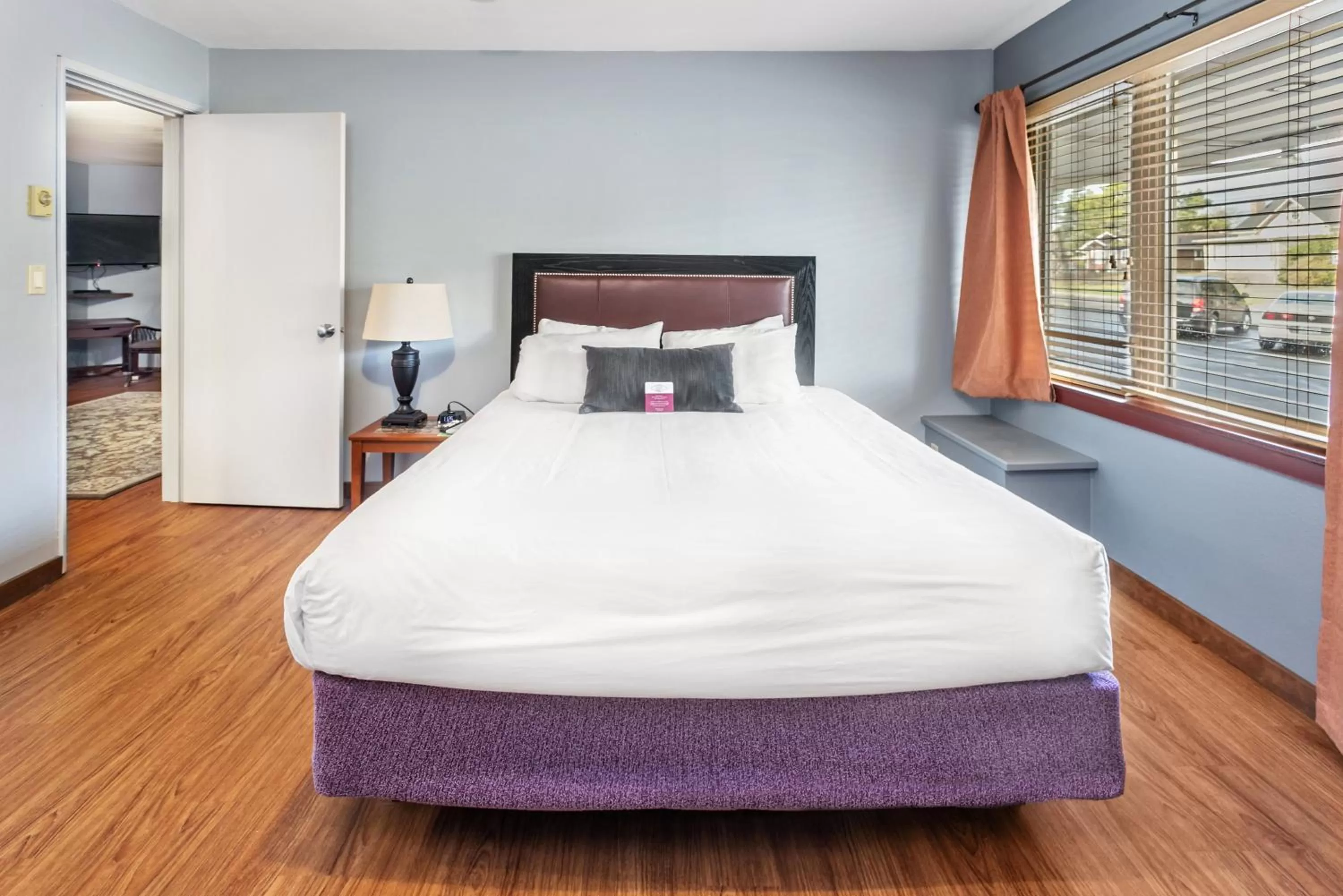 One-Bedroom Suite with Kitchen in Inn at Seaside