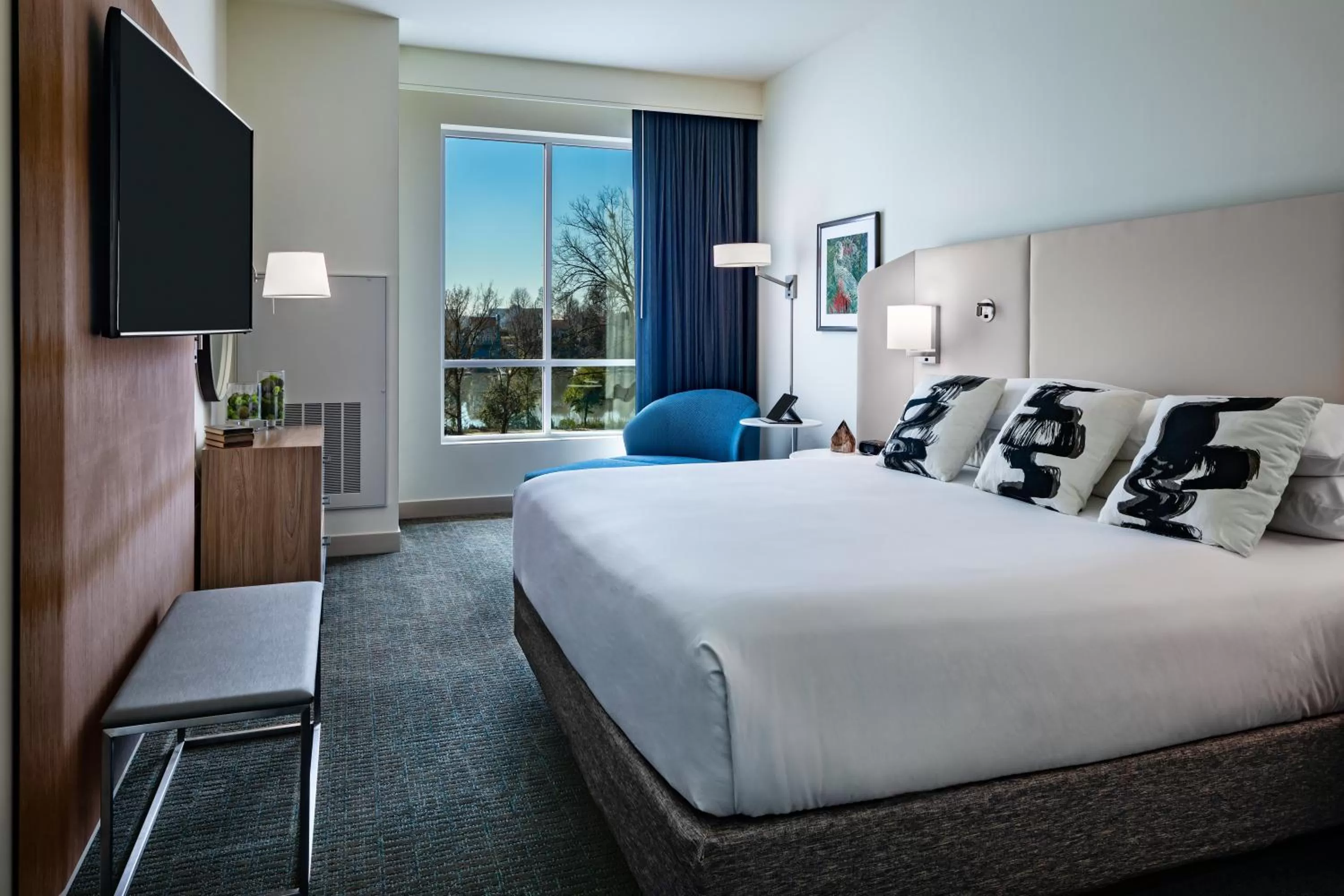 One-Bedroom Suite with Tub - Mobility Accessible in Crowne Plaza North Augusta, by IHG