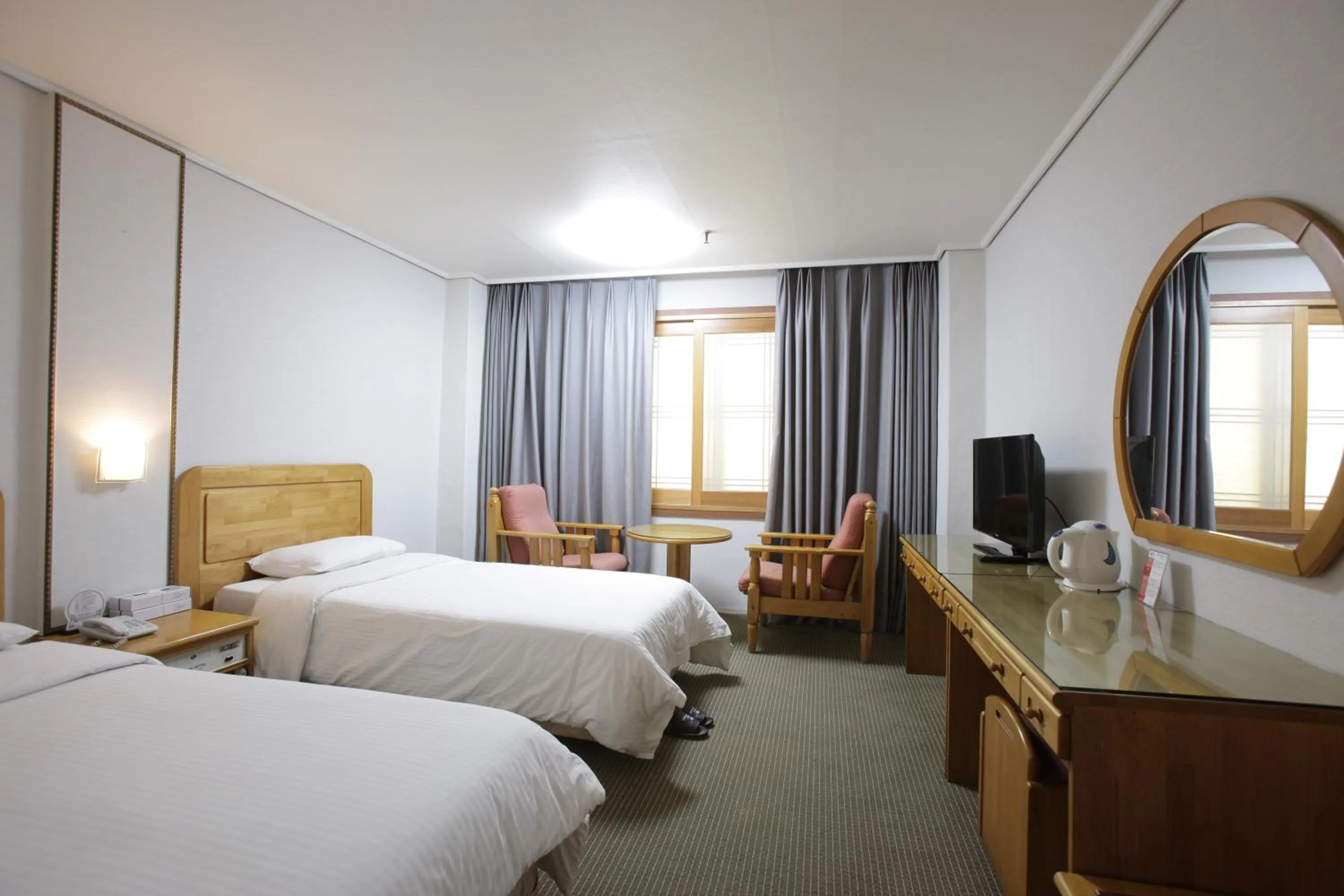 Standard Twin Room  in Busan Tourist Hotel